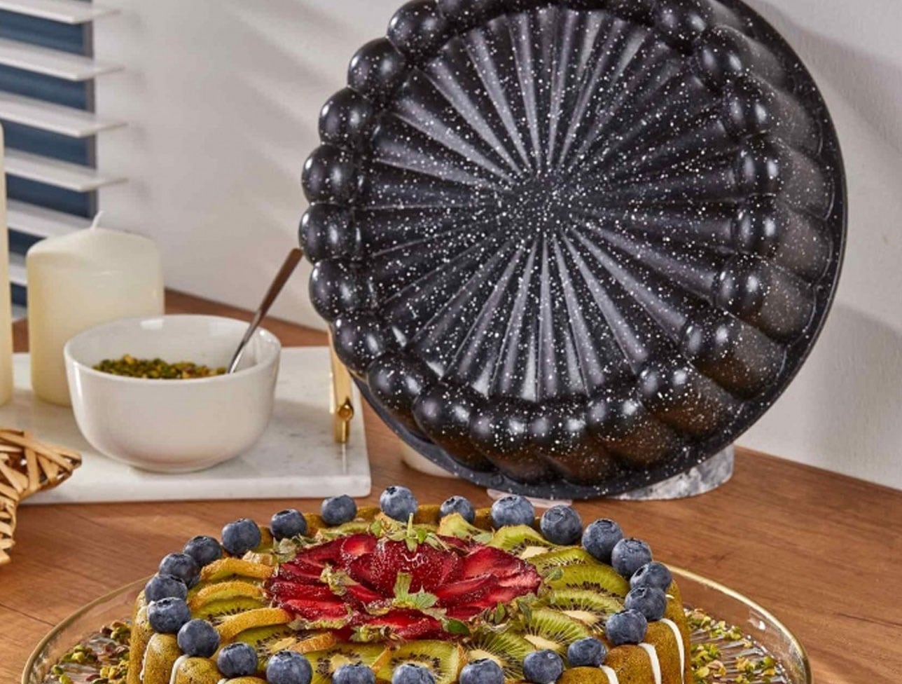 Taç Tart Kalıbı Döküm Siyah 26 Cm