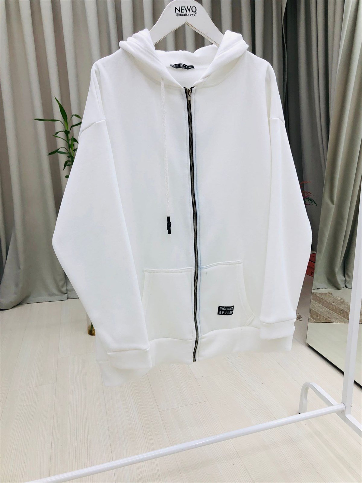 Fermuarlı Kapüşonlu Uzun Sweatshirt-Beyaz