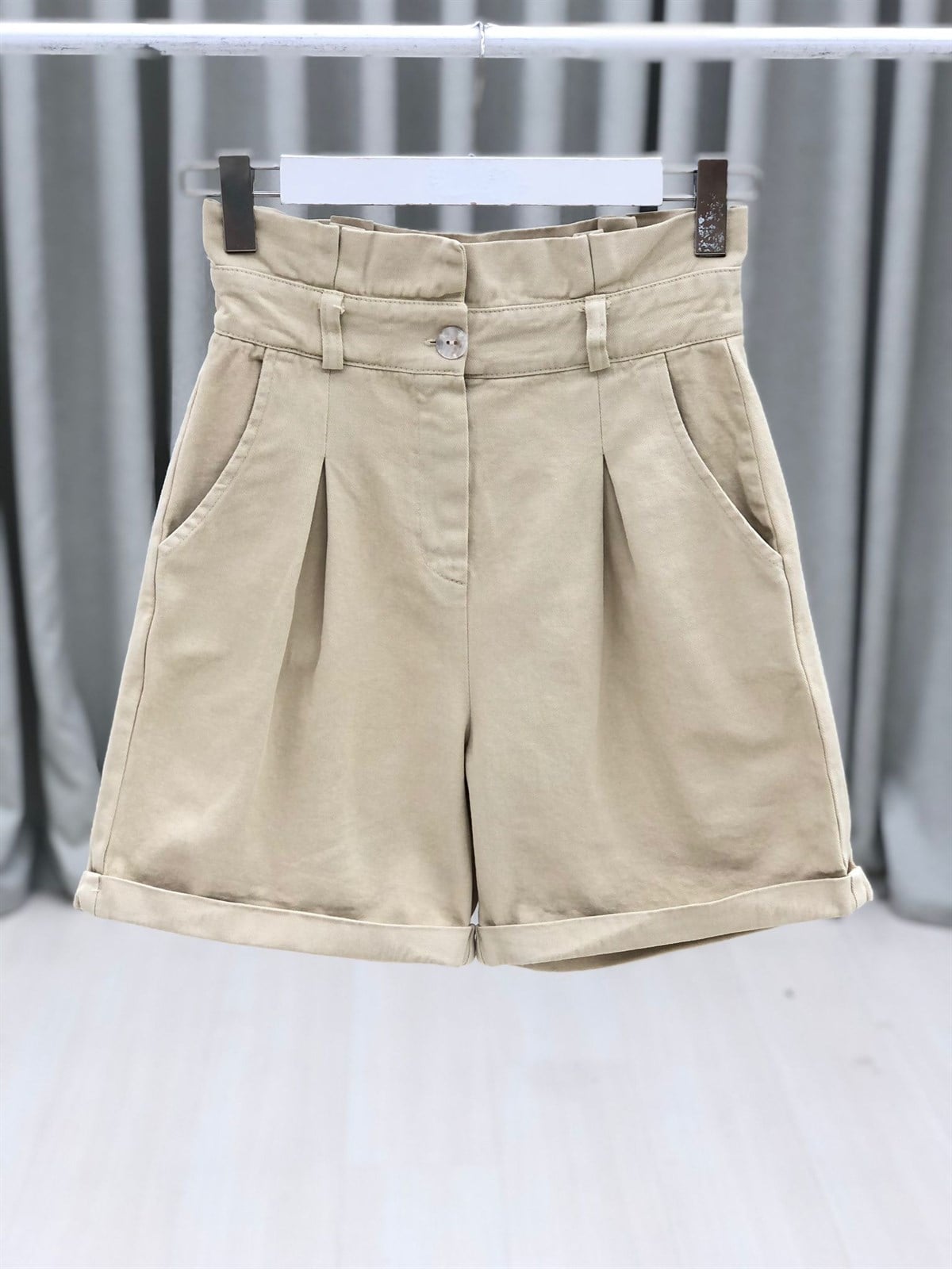 Yüksek Bel Duble Paça Gabardin Şort-Bej