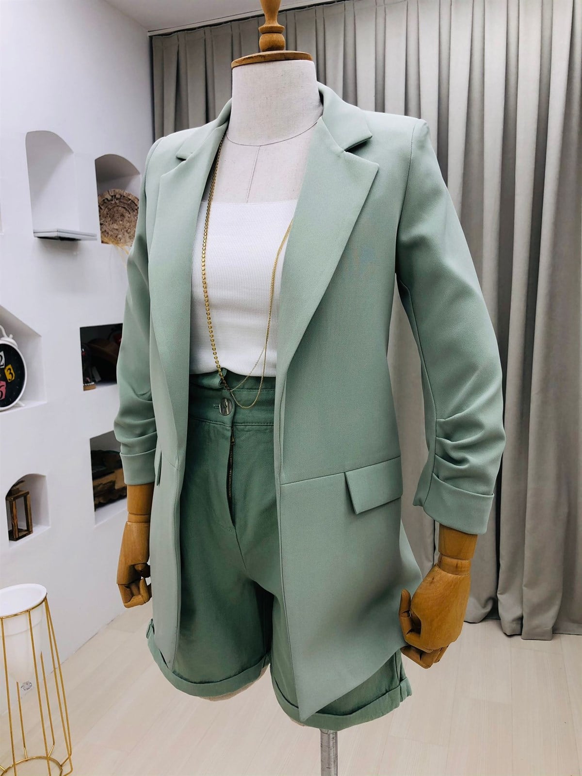 Yüksek Bel Duble Paça Gabardin Şort-Yeşil