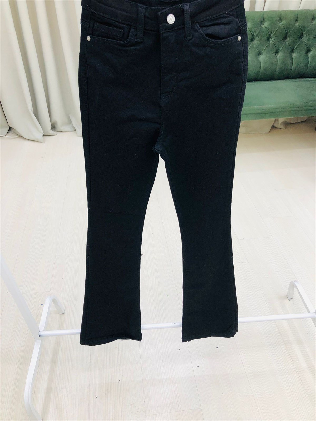 Yüksek Bel İspanyol Paça Likralı Denim Pantolon-Siyah