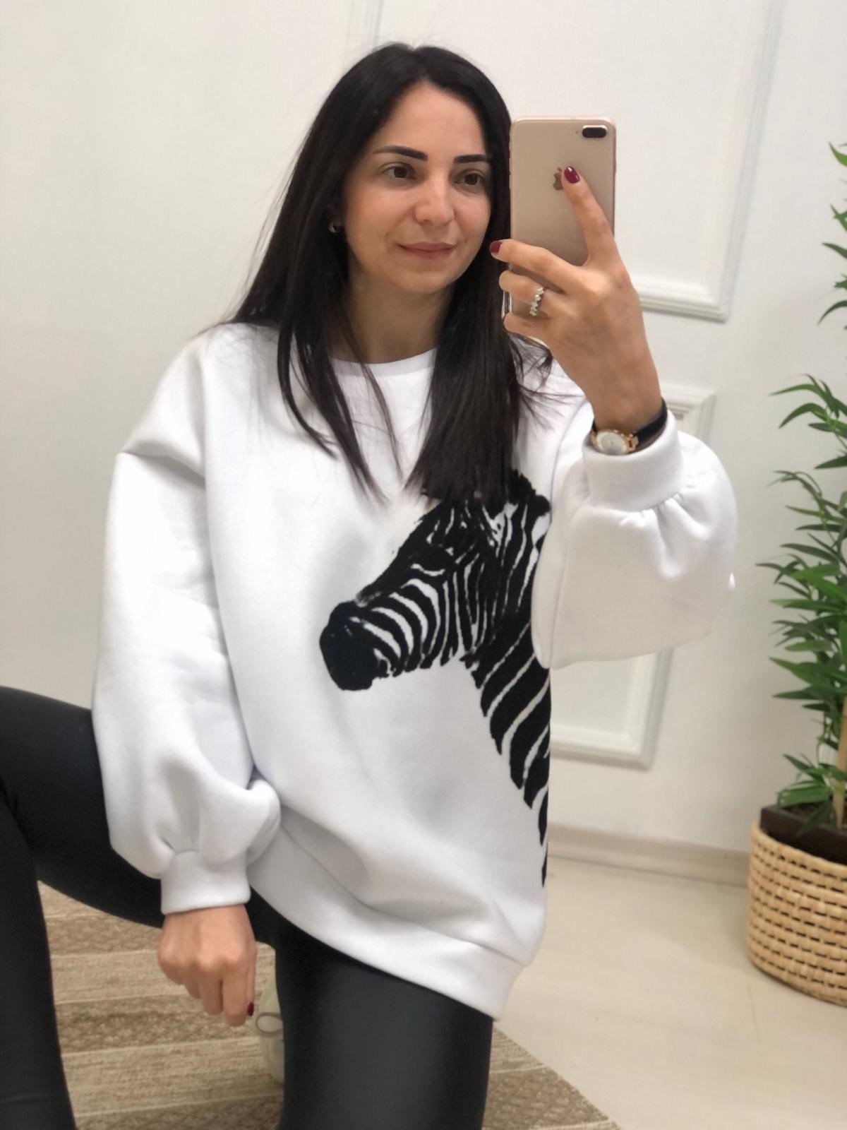 Zebra Desen Sweatshirt-Beyaz