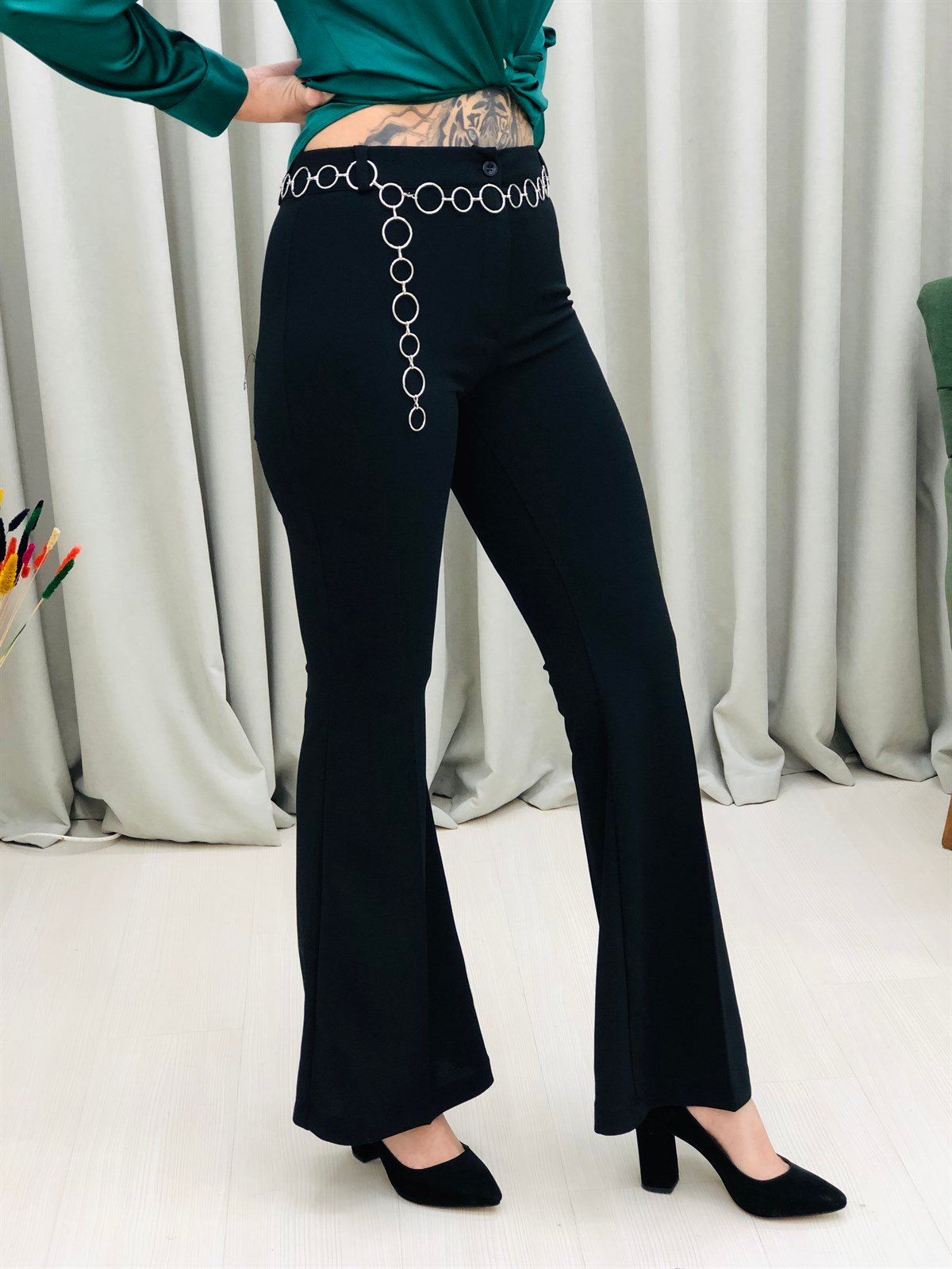 Zincir Kemerli İspanyol Paça Pantolon