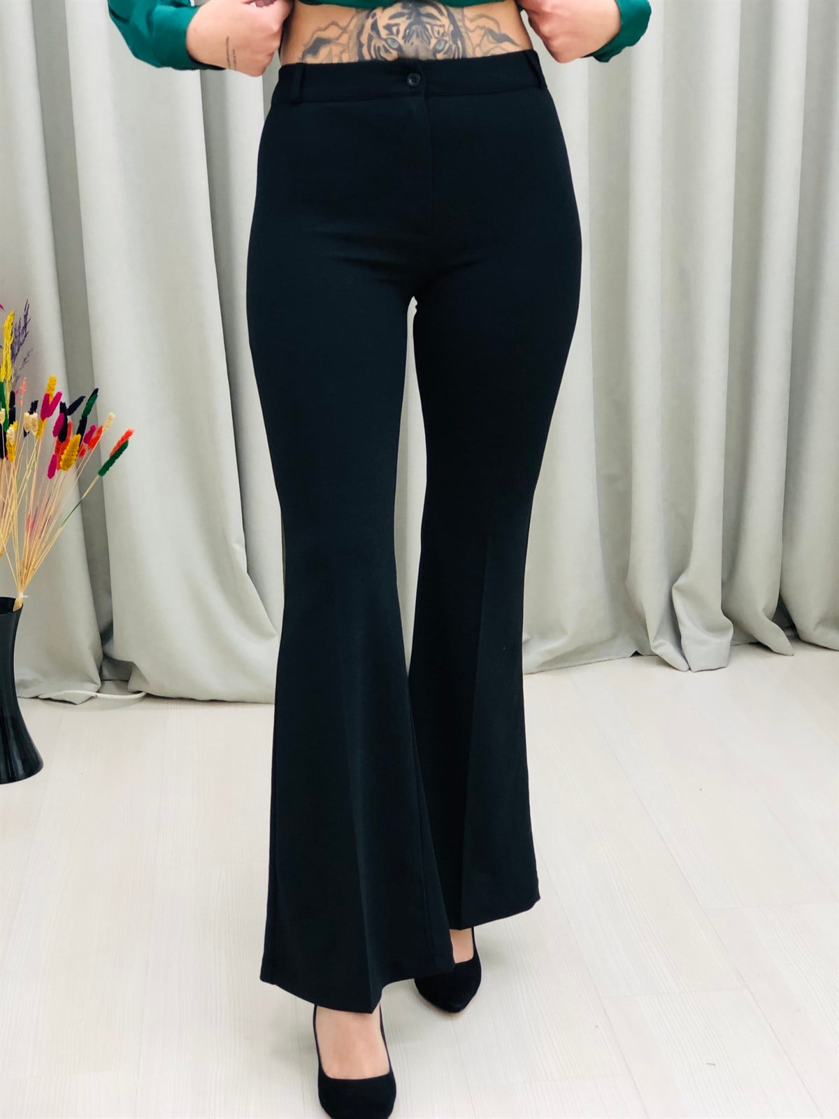 Zincir Kemerli İspanyol Paça Pantolon