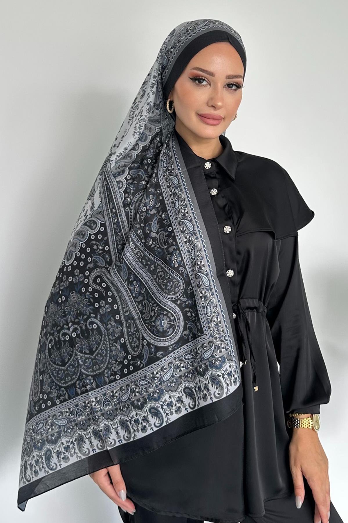 Colorful Paisley Etnik Desenli Siyah Renk Soft Pamuk Şal