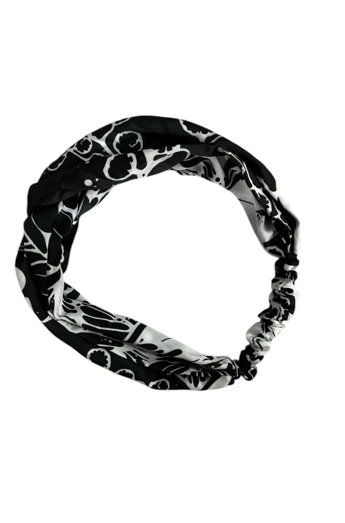 Siyah Beyaz Desenli Saten Bandana