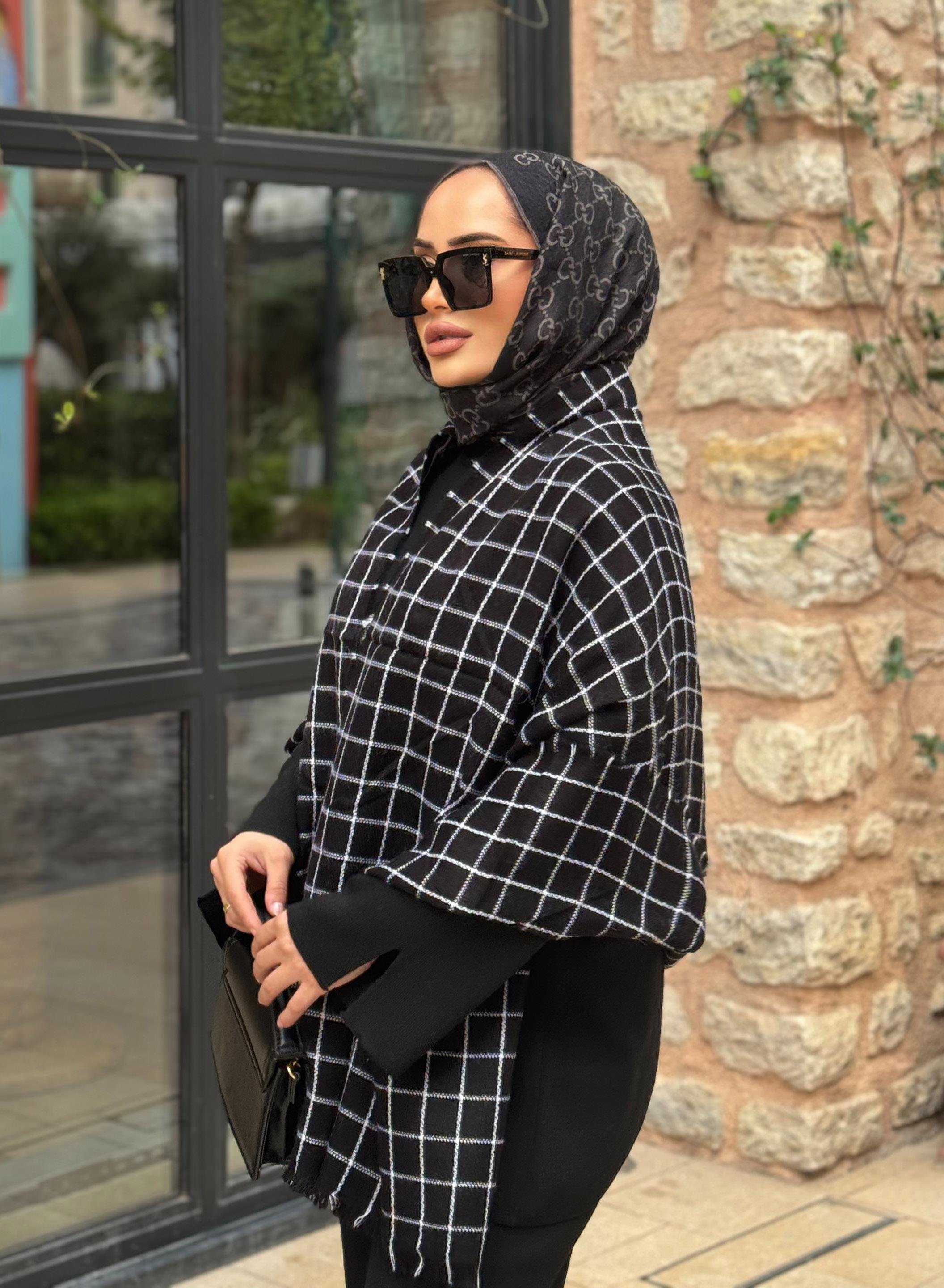 Stella Siyah Renk Omuz Şalı