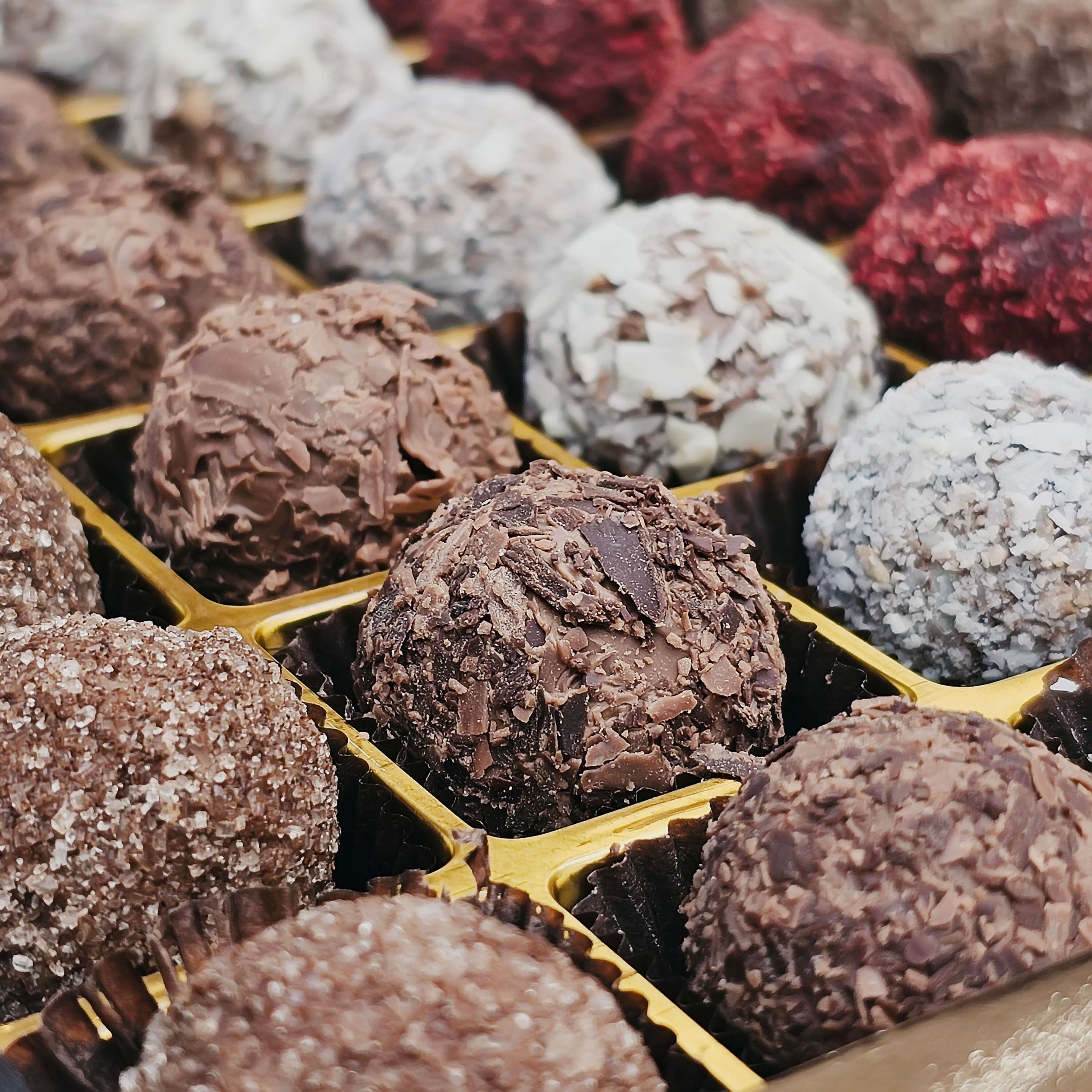 Elite Kutu Karışık Trüf Çikolata 35 Adet