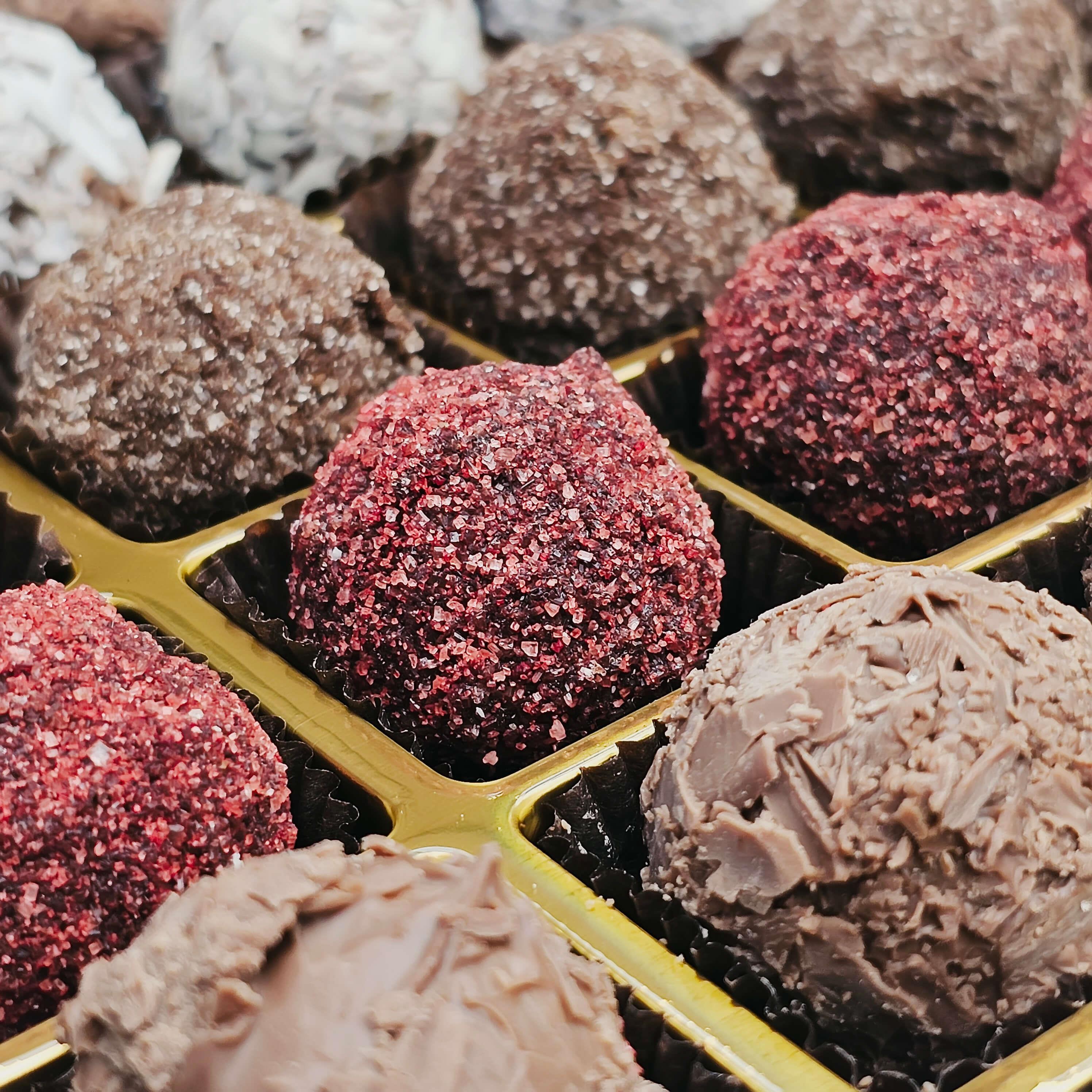 Elite Kutu Karışık Trüf Çikolata 48 Adet