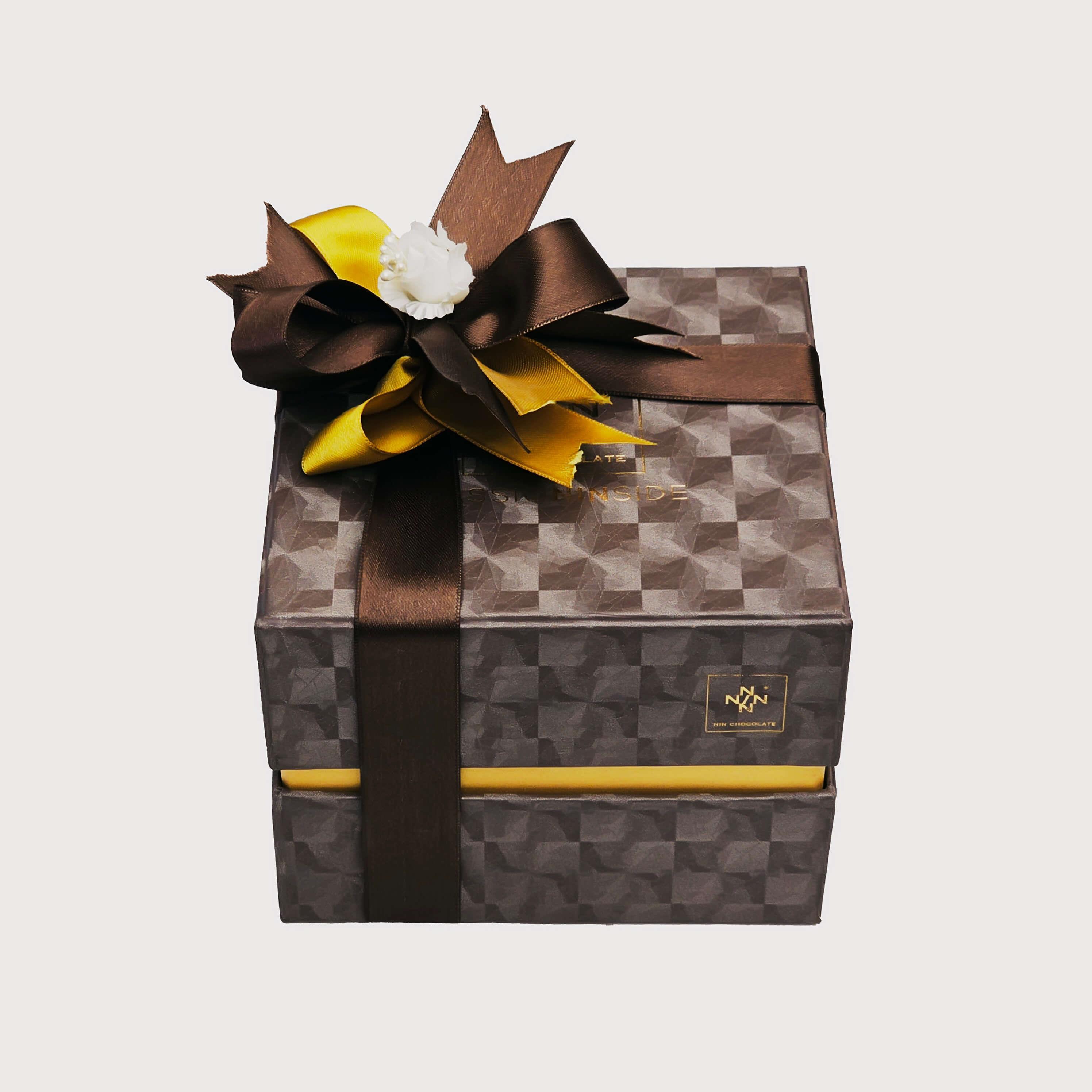 Nin Damalı Kutu Spesiyal Çikolata 27 Adet