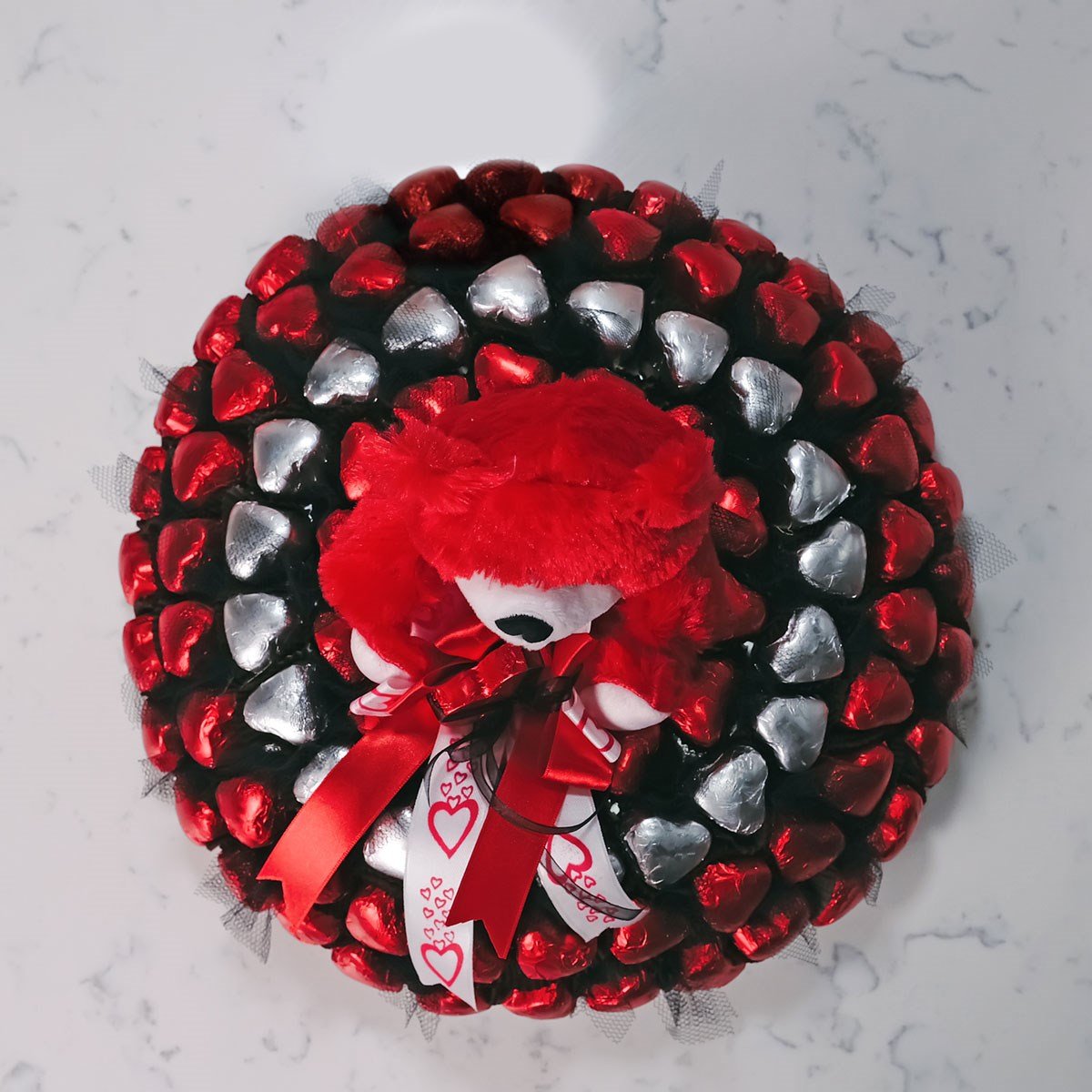 Sevgilime Kalp Kalbe Yaldızlı Çikolata Tepsisi Kırmızı Ayıcıklı