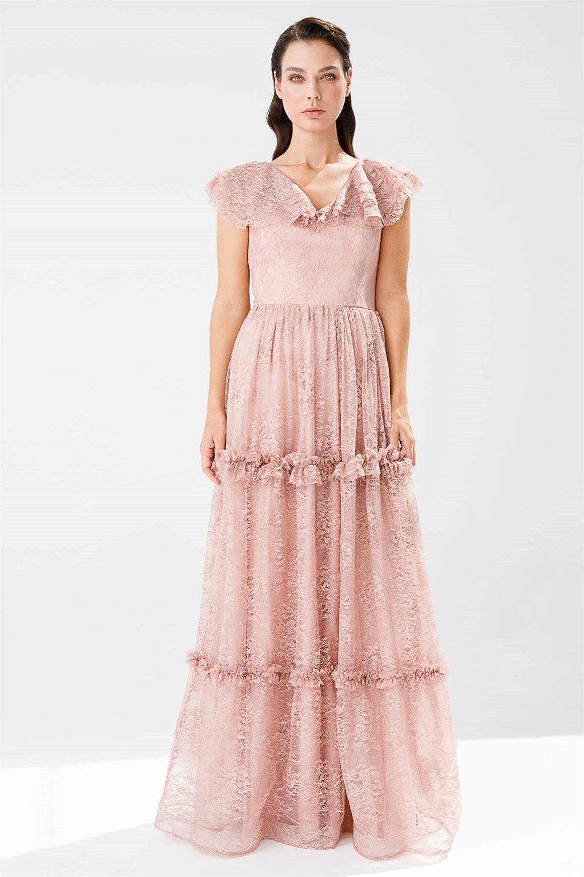 Dantel Kumaşa Yakası Volanlı Eteği Kat Kat Abiye  Somon