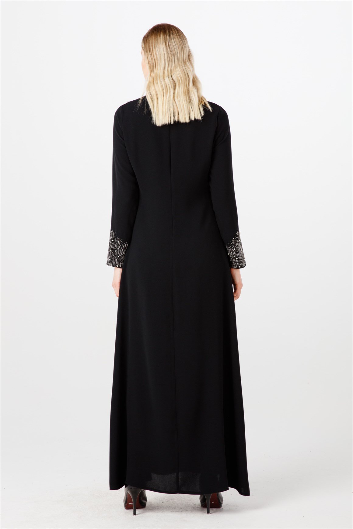 Siyah Hakim Yakalı, Kol Ve Ön Beden Taşlı Abiye