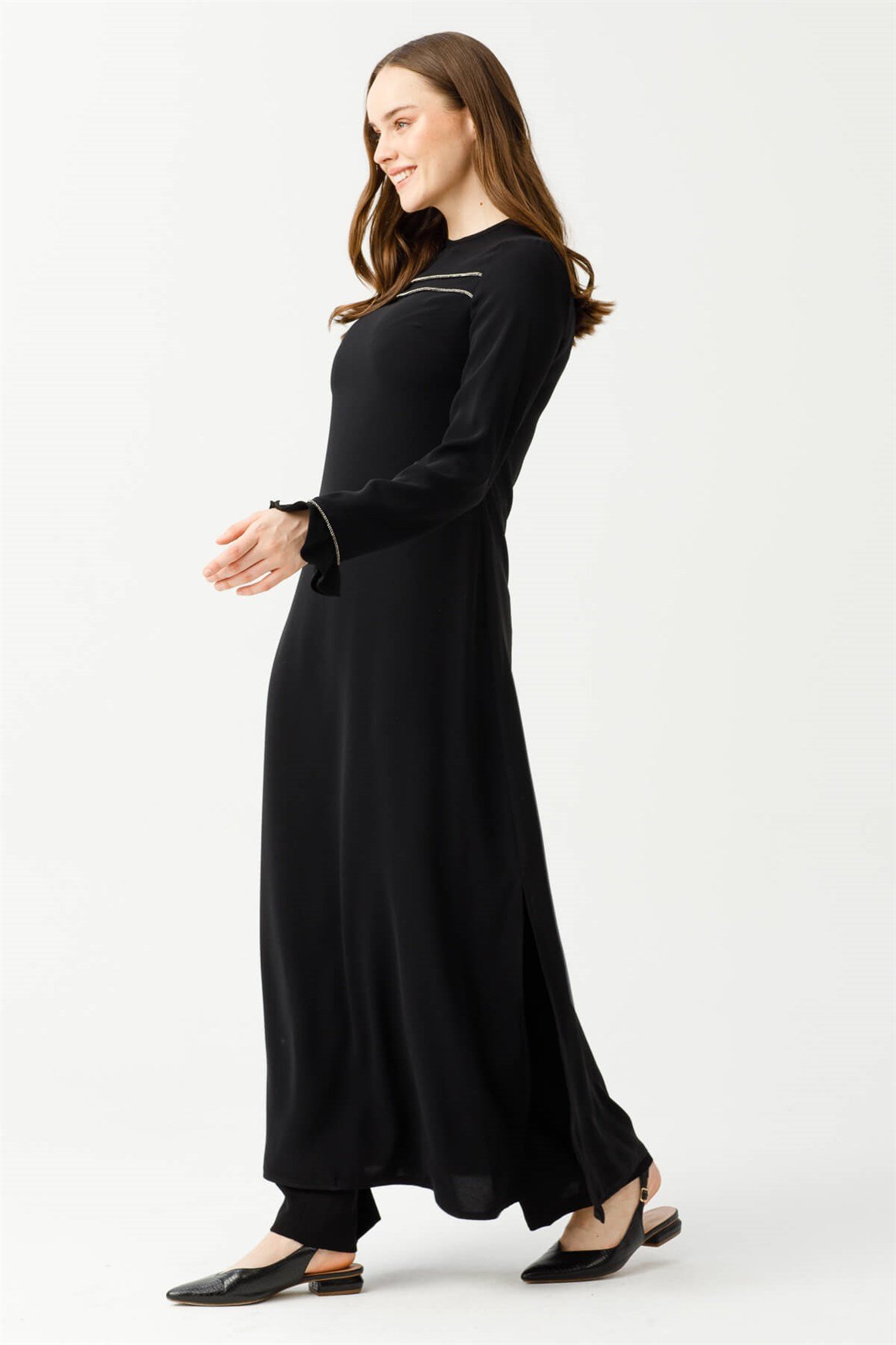 Yırtmaç Ve Şık Biye Detaylı Pantolon ve Uzun Tunikli Takım  Siyah