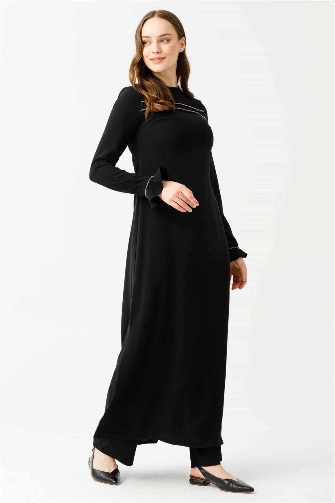 Yırtmaç Ve Şık Biye Detaylı Pantolon ve Uzun Tunikli Takım  Siyah