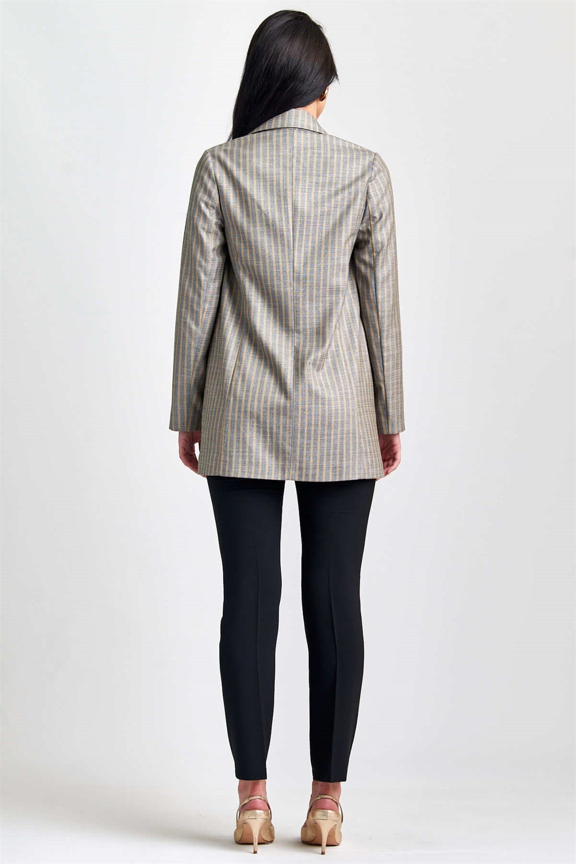 Önü Açık Kruvaze Düğmeli Ceket