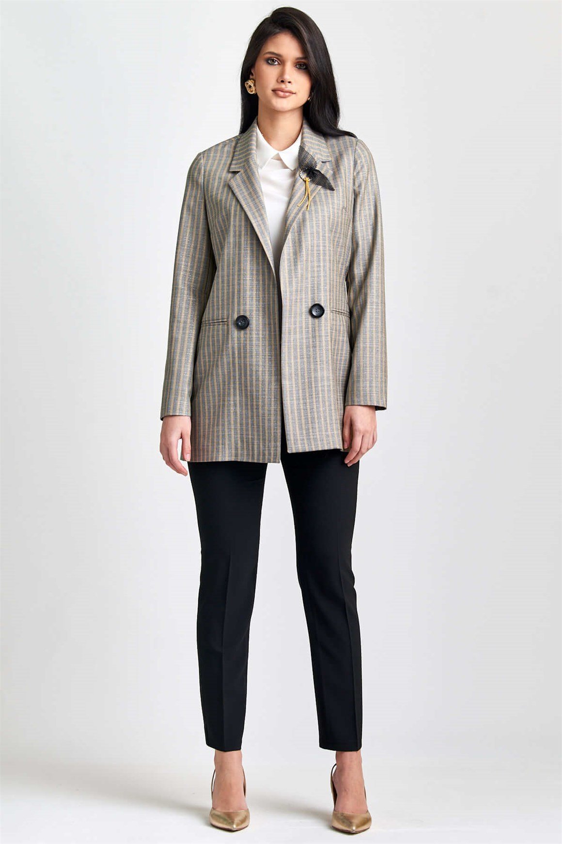 Önü Açık Kruvaze Düğmeli Ceket