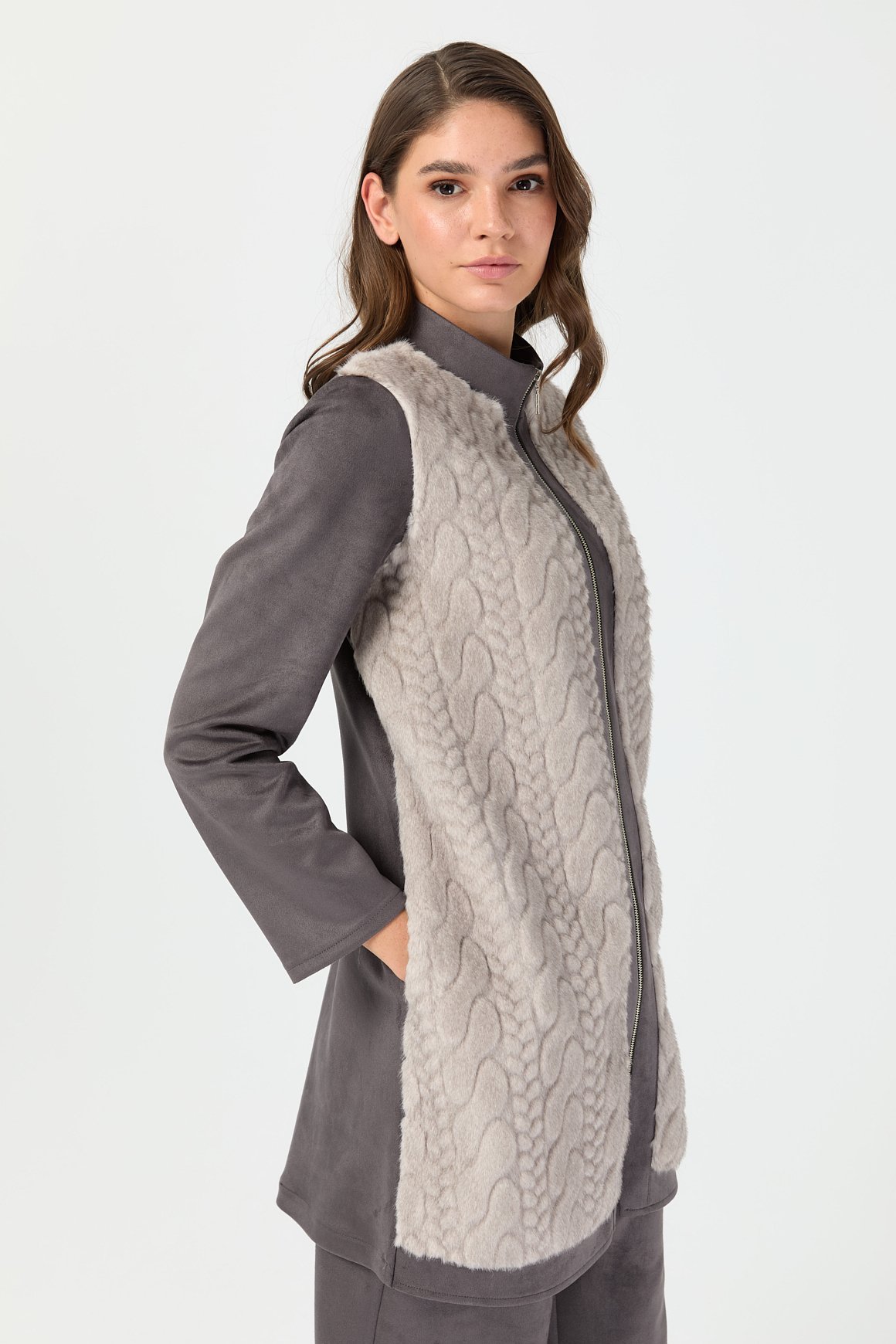 Saç Örgülü Kürk Detaylı Ceket  Gri