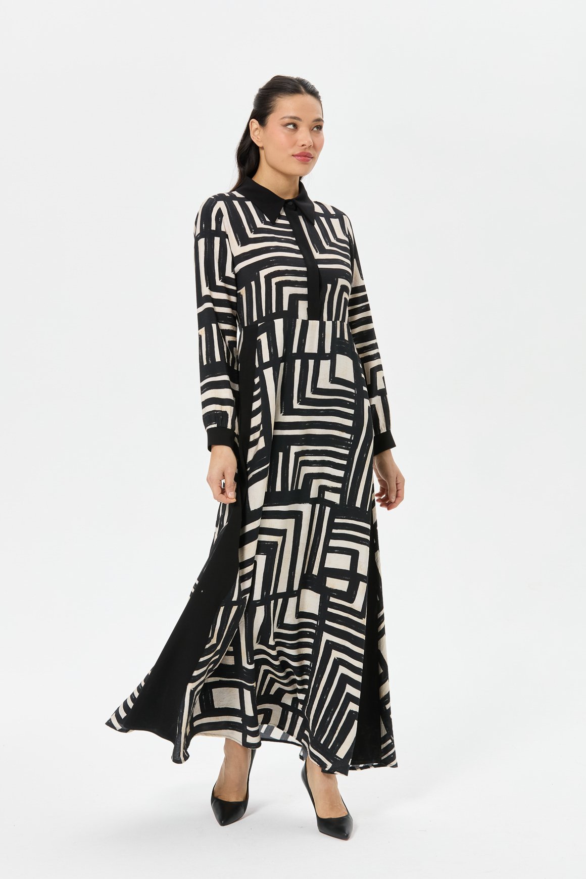 Geometrik Desenli Siyah-Bej Vual Elbise  Siyah