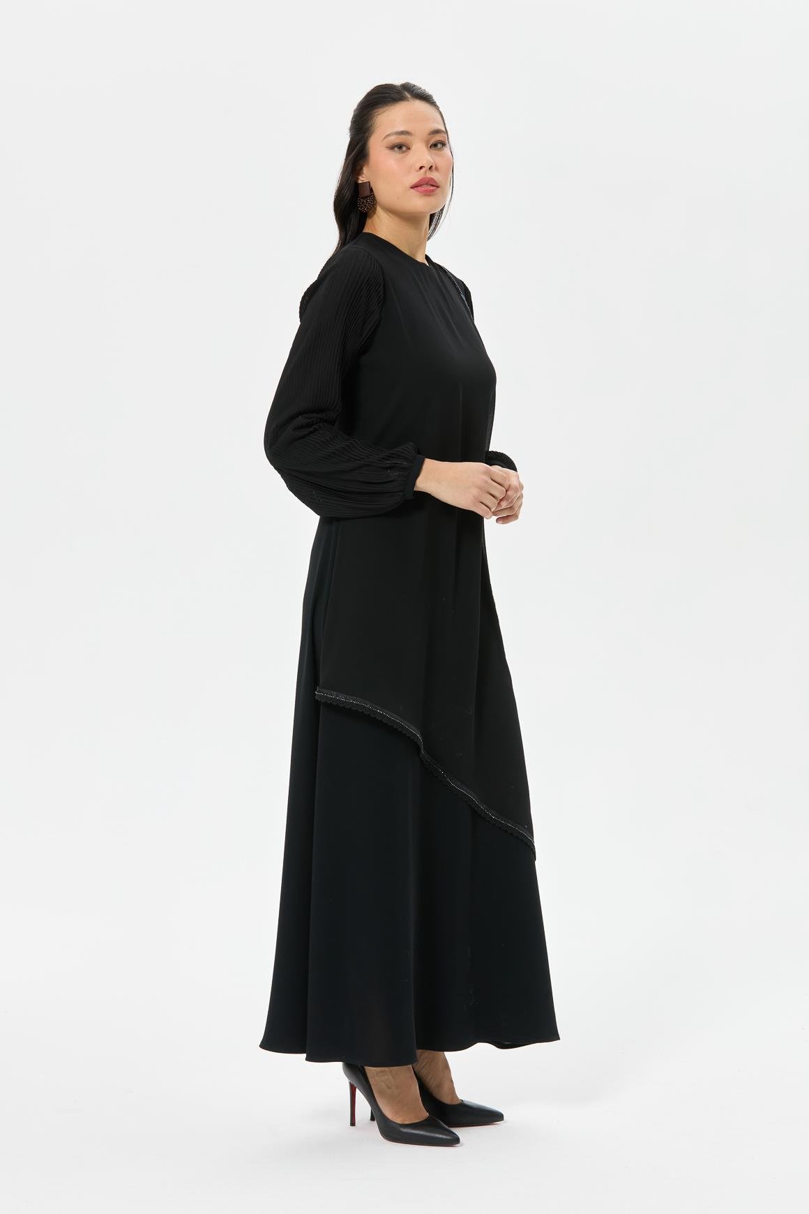 Kolu Pilise Detaylı Elbise  Siyah