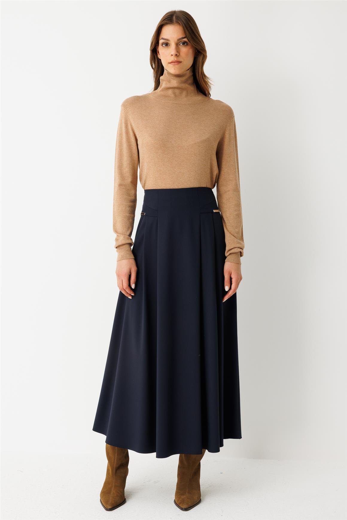 Aksesuar Detaylı Etek  Laci