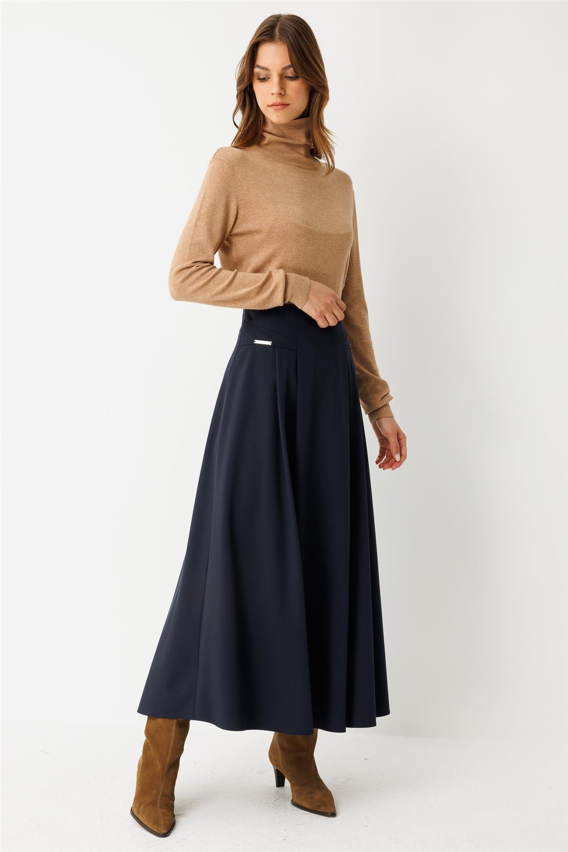 Aksesuar Detaylı Etek  Laci