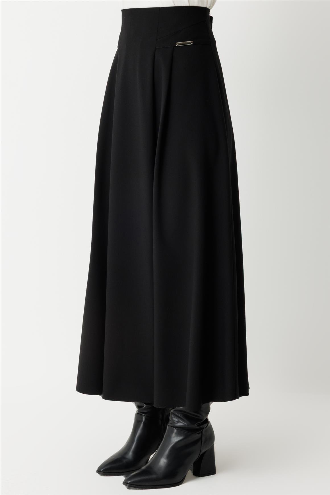 Aksesuar Detaylı Etek  Siyah