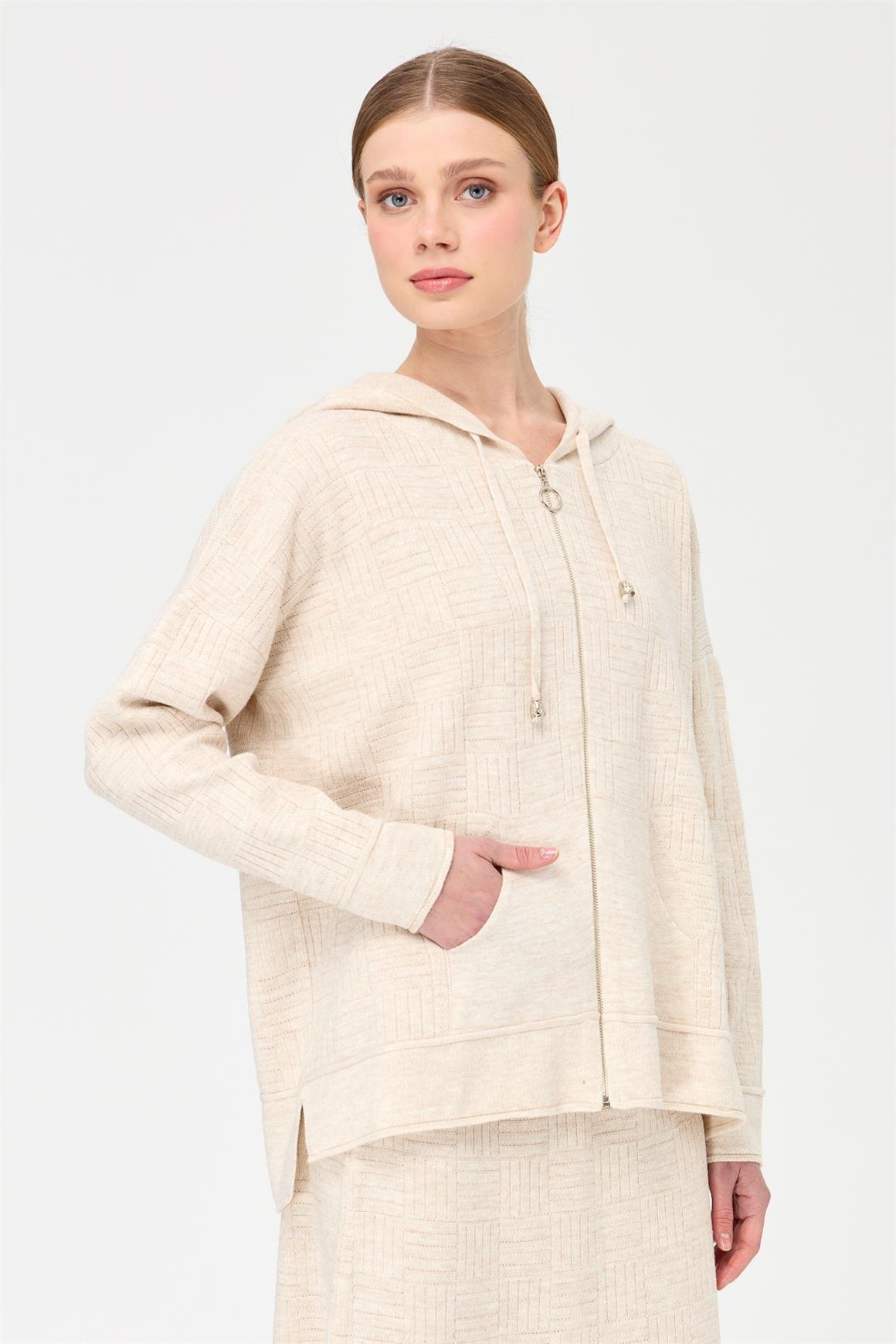 Hasır Desenli Triko Etekli Takım  Bej