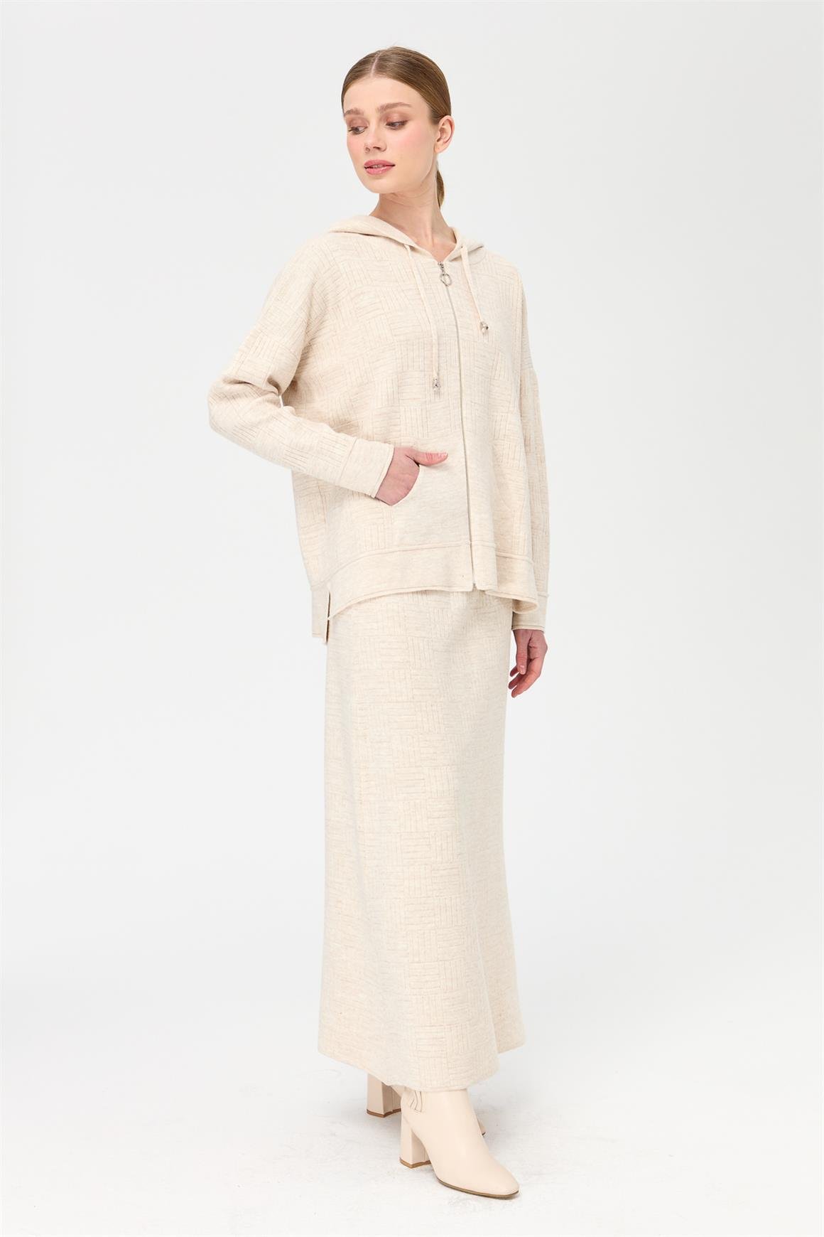 Hasır Desenli Triko Etekli Takım  Bej