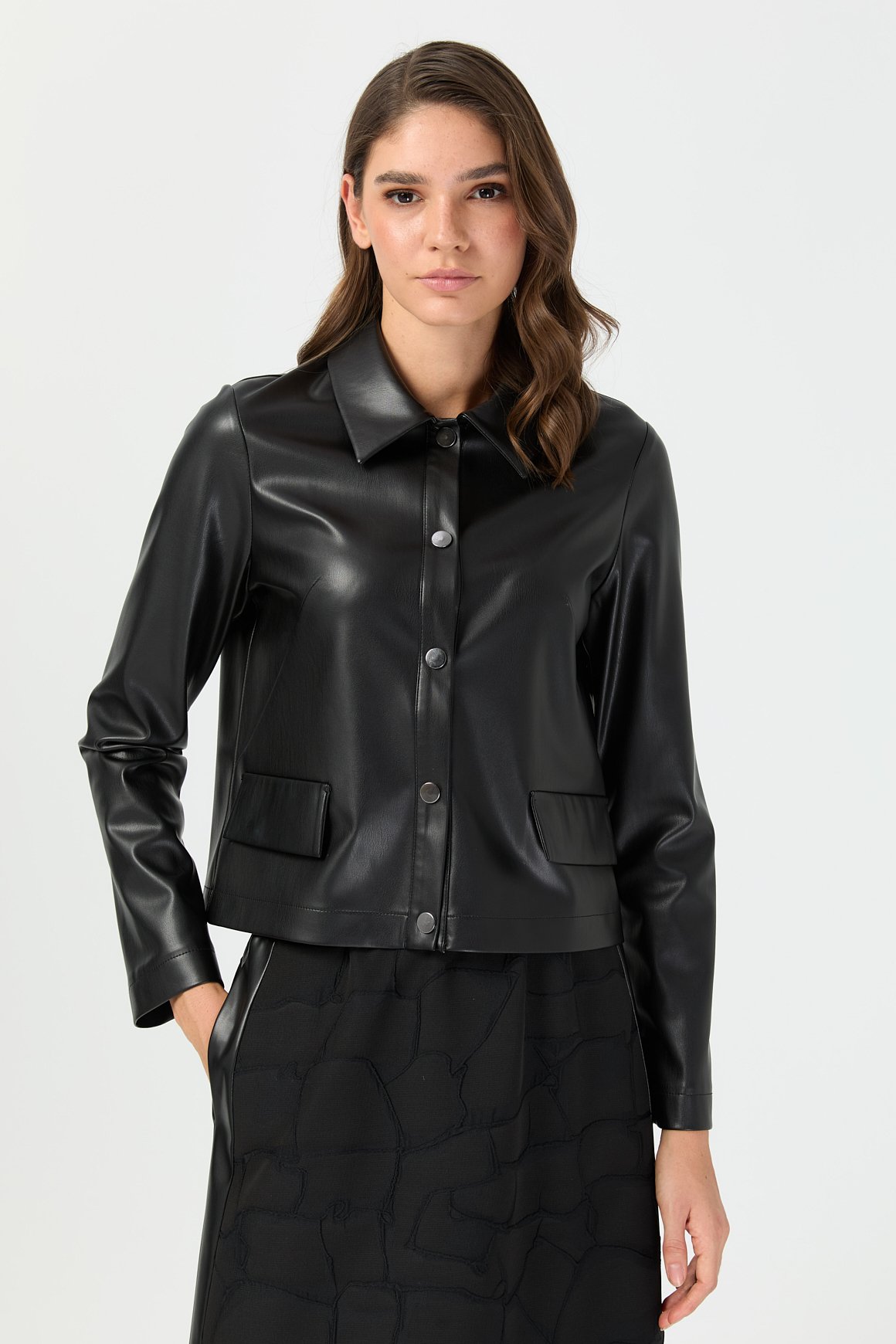 Jakar Etekli Taş İşlemeli Deri Ceketli Takım  Siyah