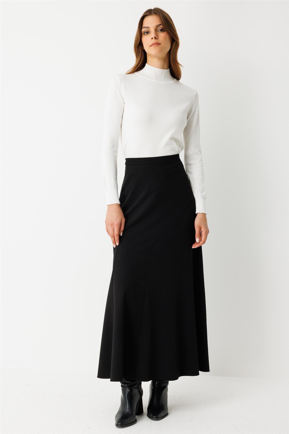 Verev Parça Detaylı Etek  Siyah