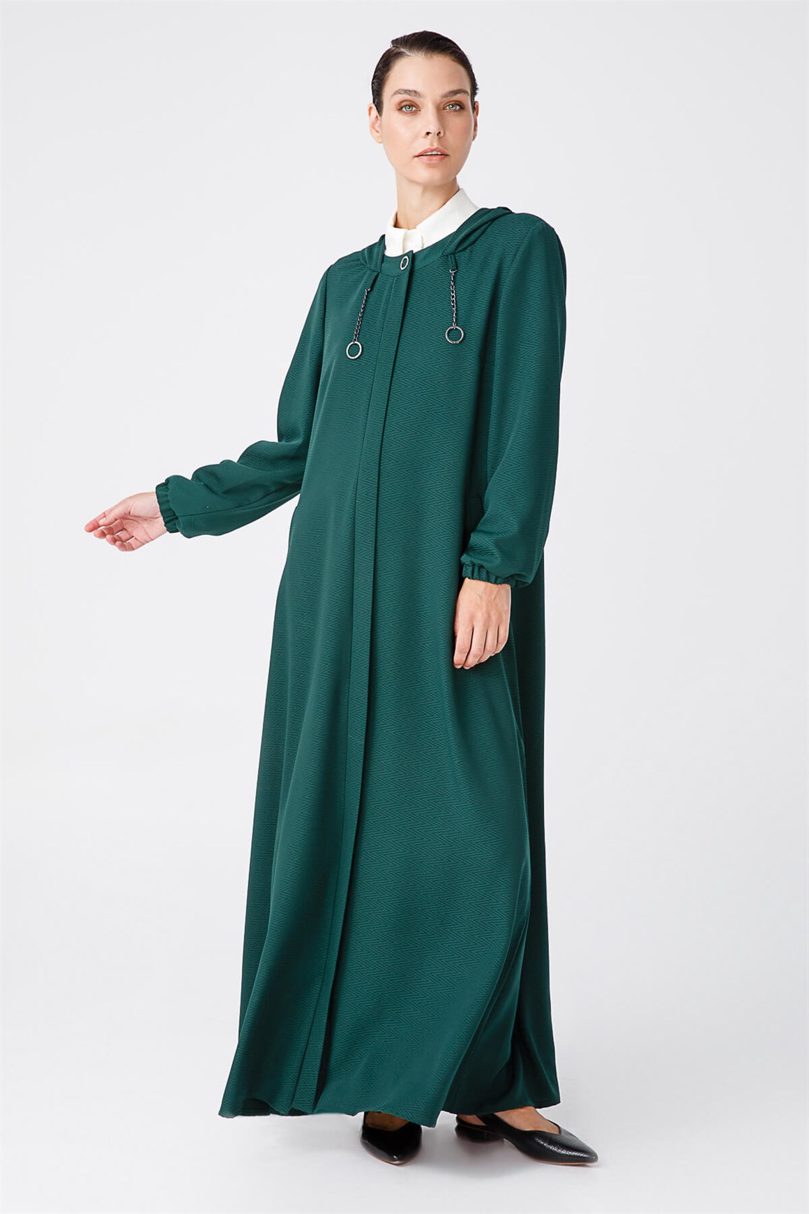 Kapişonlu Zincir Aksesuarlı Fermnuarlı Ferace  Zümrüt