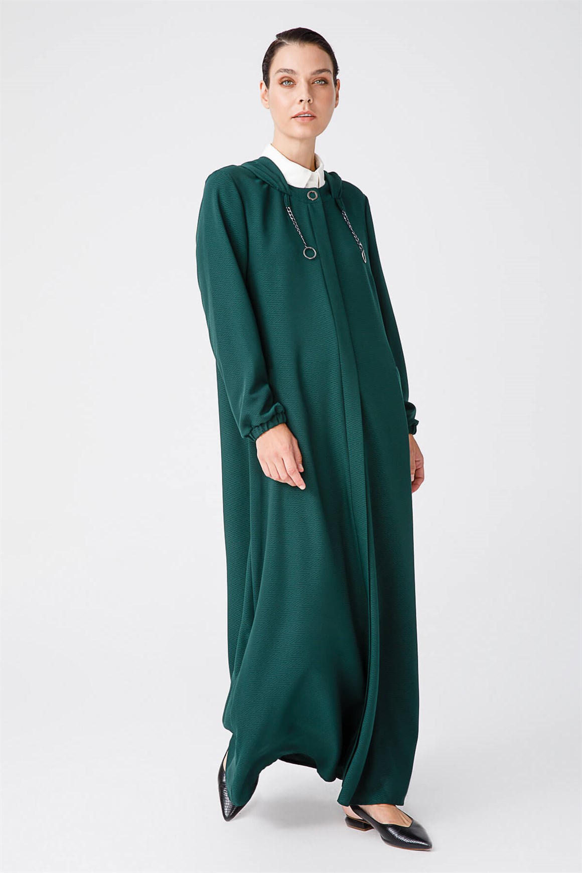 Kapişonlu Zincir Aksesuarlı Fermnuarlı Ferace  Zümrüt