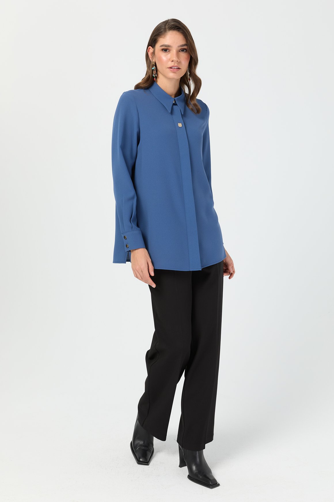 Aksesuar Detaylı Gömlek  İndigo