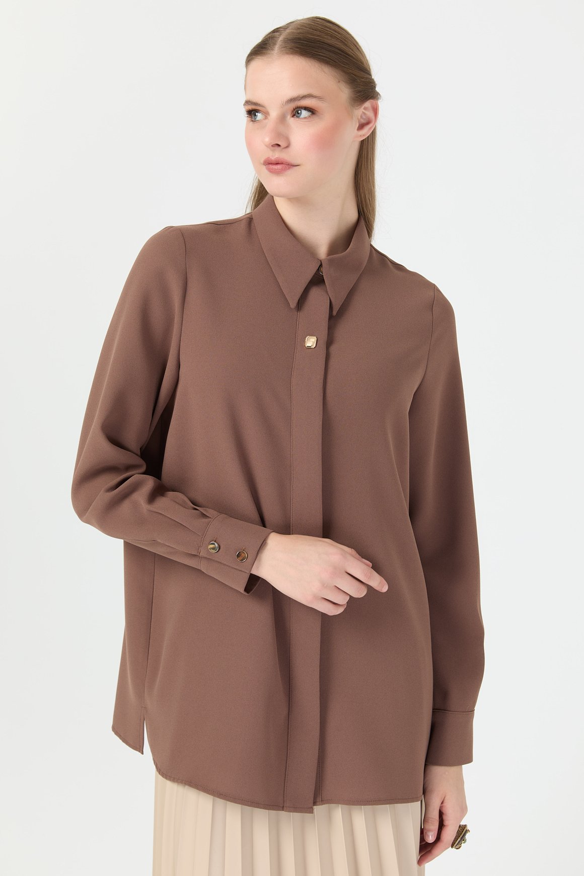 Aksesuar Detaylı Gömlek  Taba