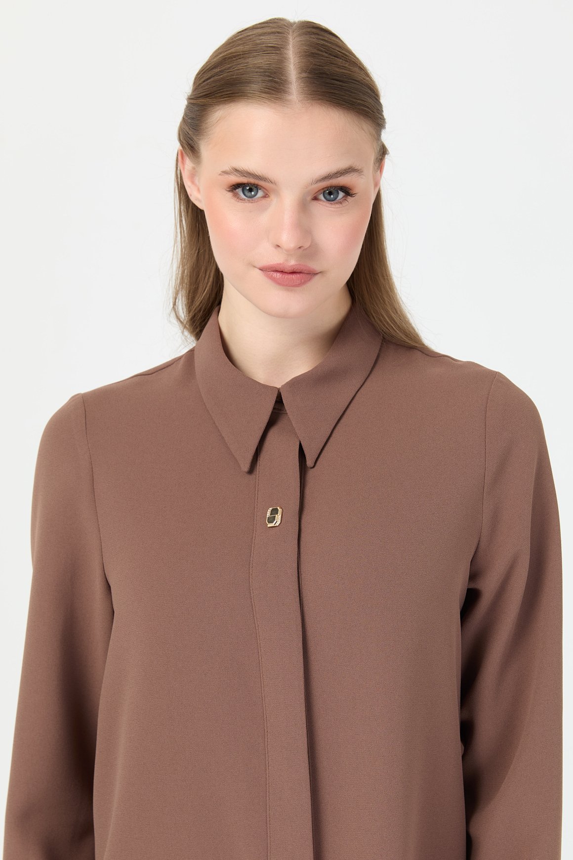 Aksesuar Detaylı Gömlek  Taba