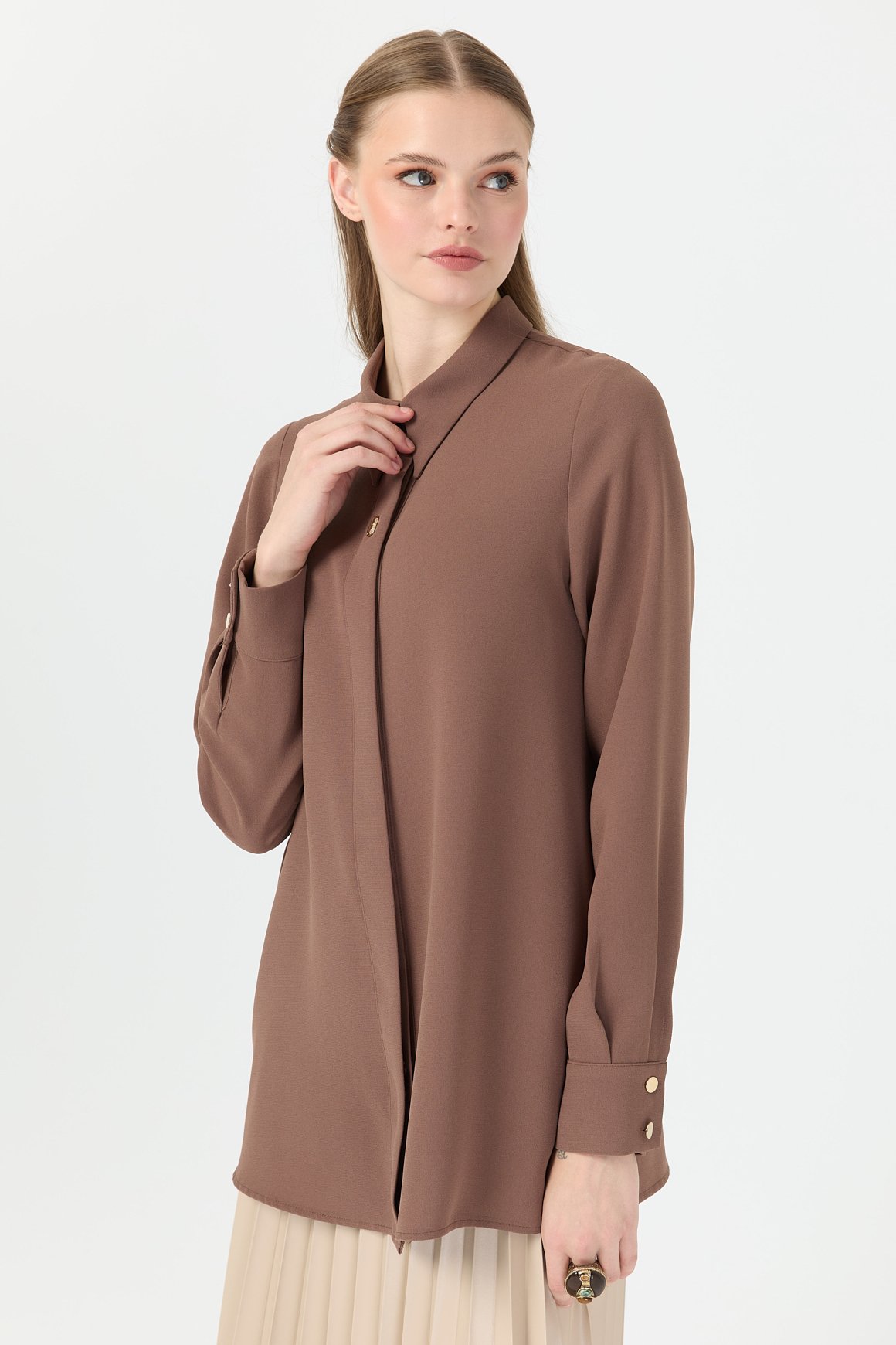 Aksesuar Detaylı Gömlek  Taba