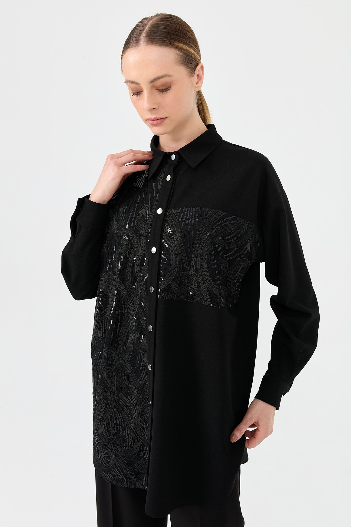 Dantel Detaylı Şık Gömlek  Siyah