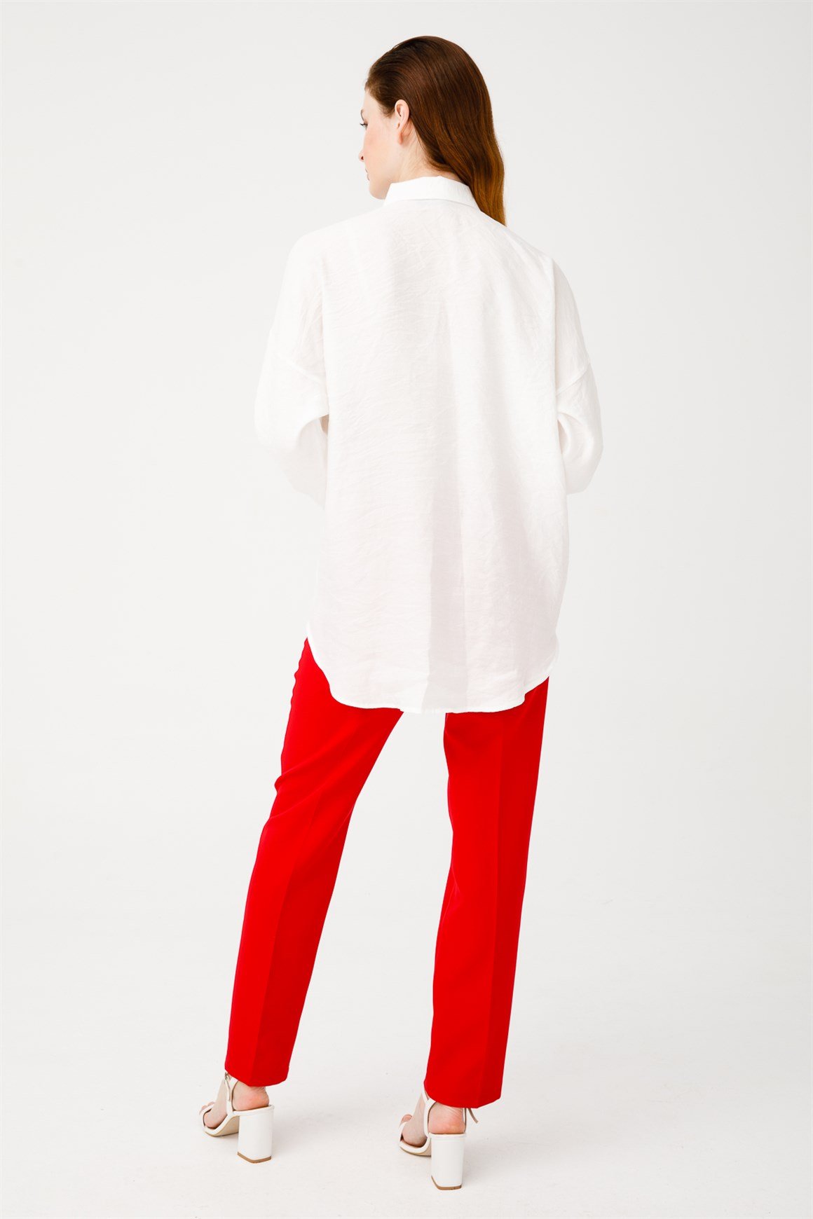 Düşük Kol Önü Cepli Cep Üzeri Taşlı Gömlek  Beyaz