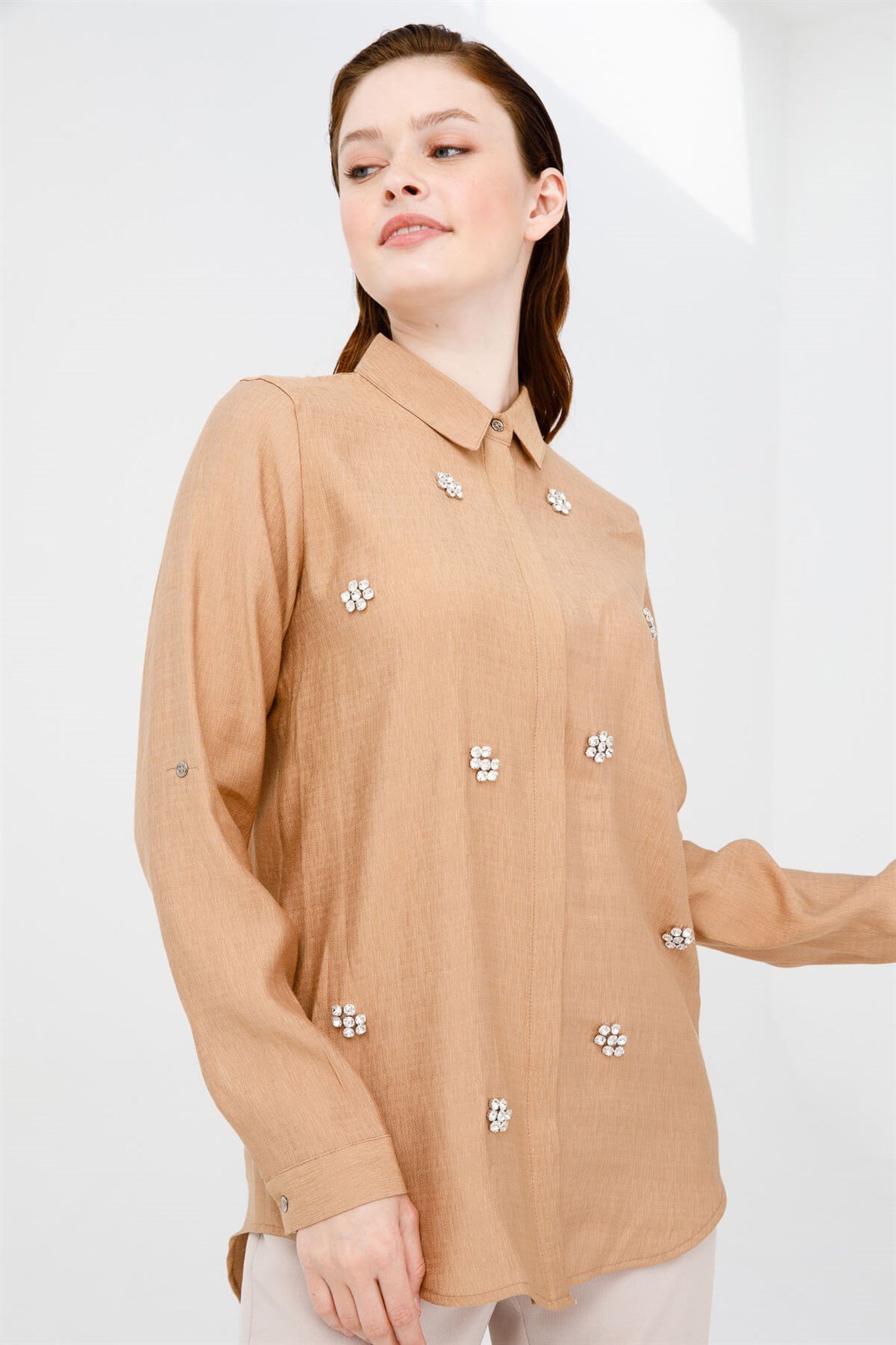 Önü Taş İşli Gömlek  Vizon