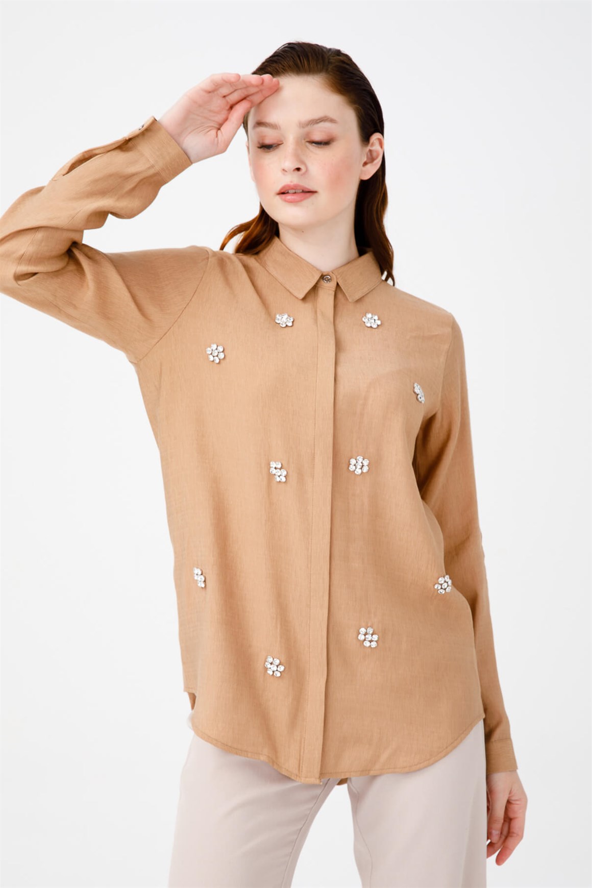 Önü Taş İşli Gömlek  Vizon