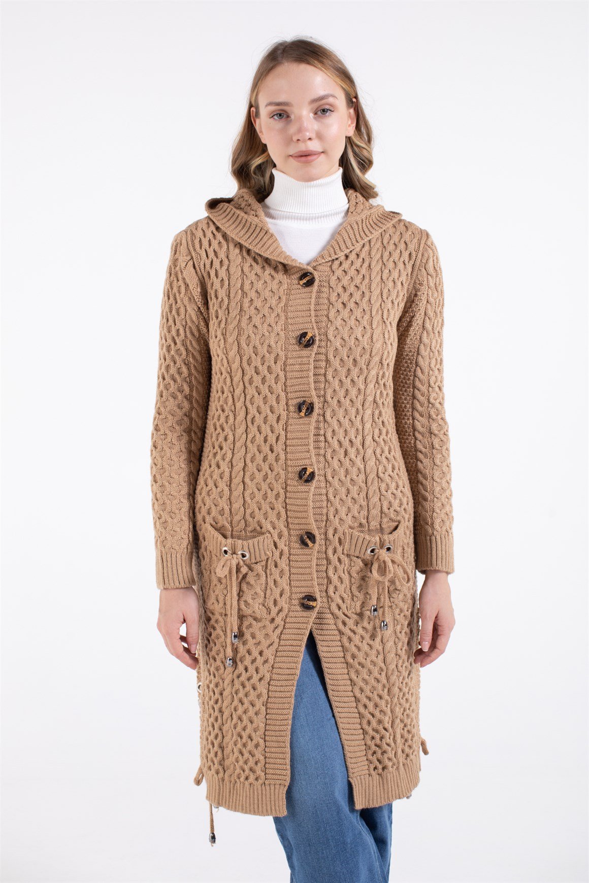 Cepte Fiyonk Detaylı Ara Boy Hırka  Camel