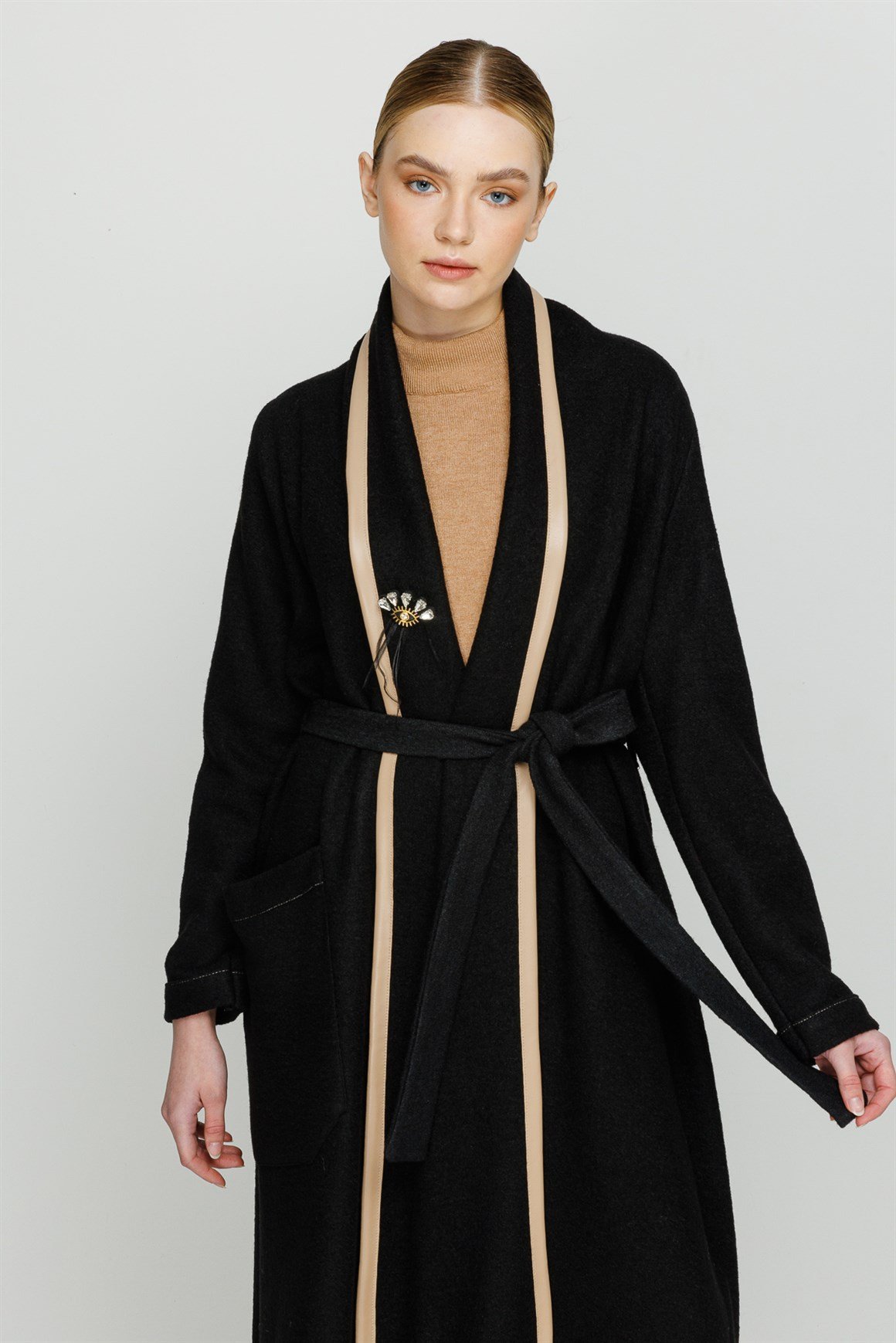 Deri Detaylı Kalın Kurtarıcı Hırka  Siyah