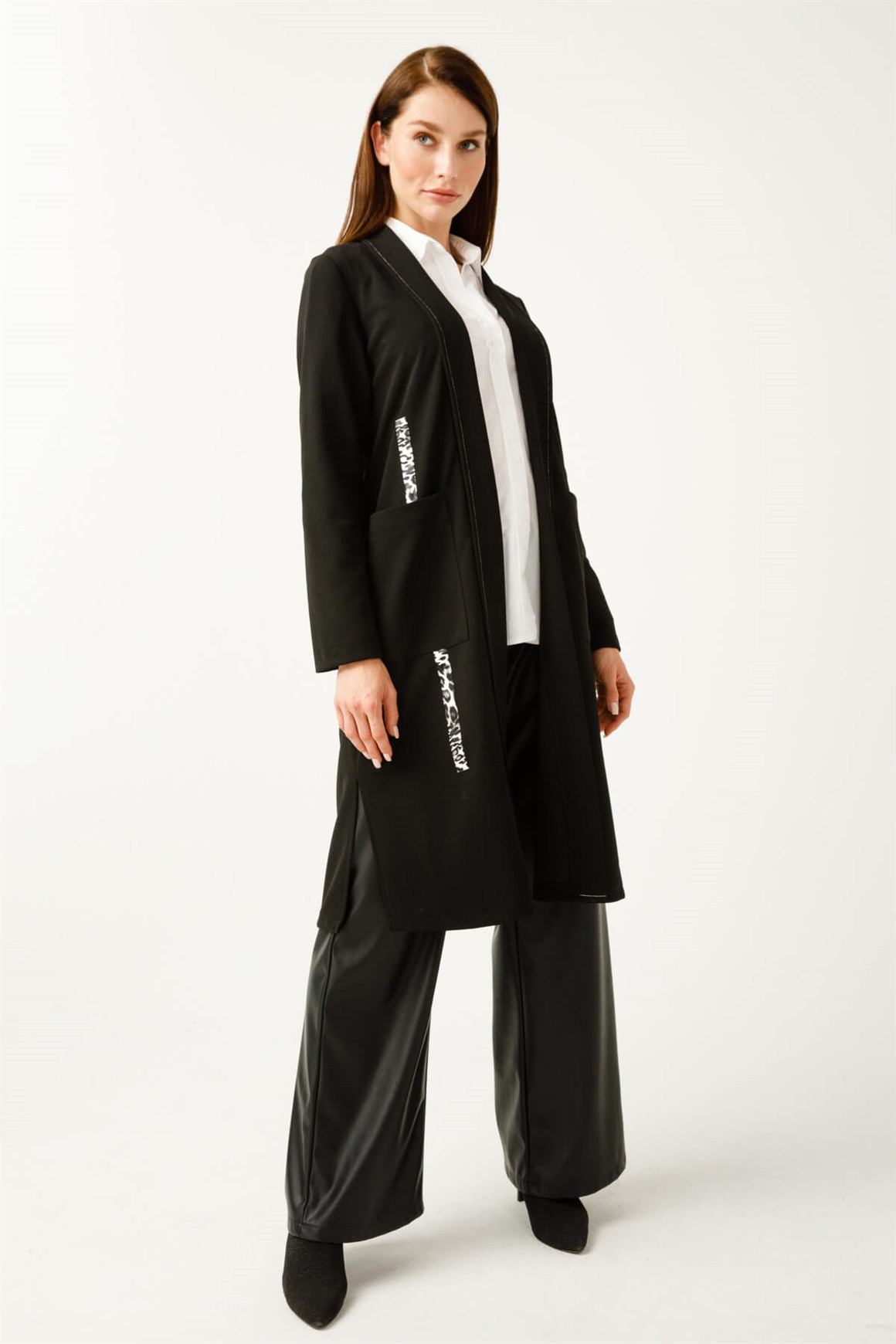 Leopar Şerit Detaylı Hırka  Siyah