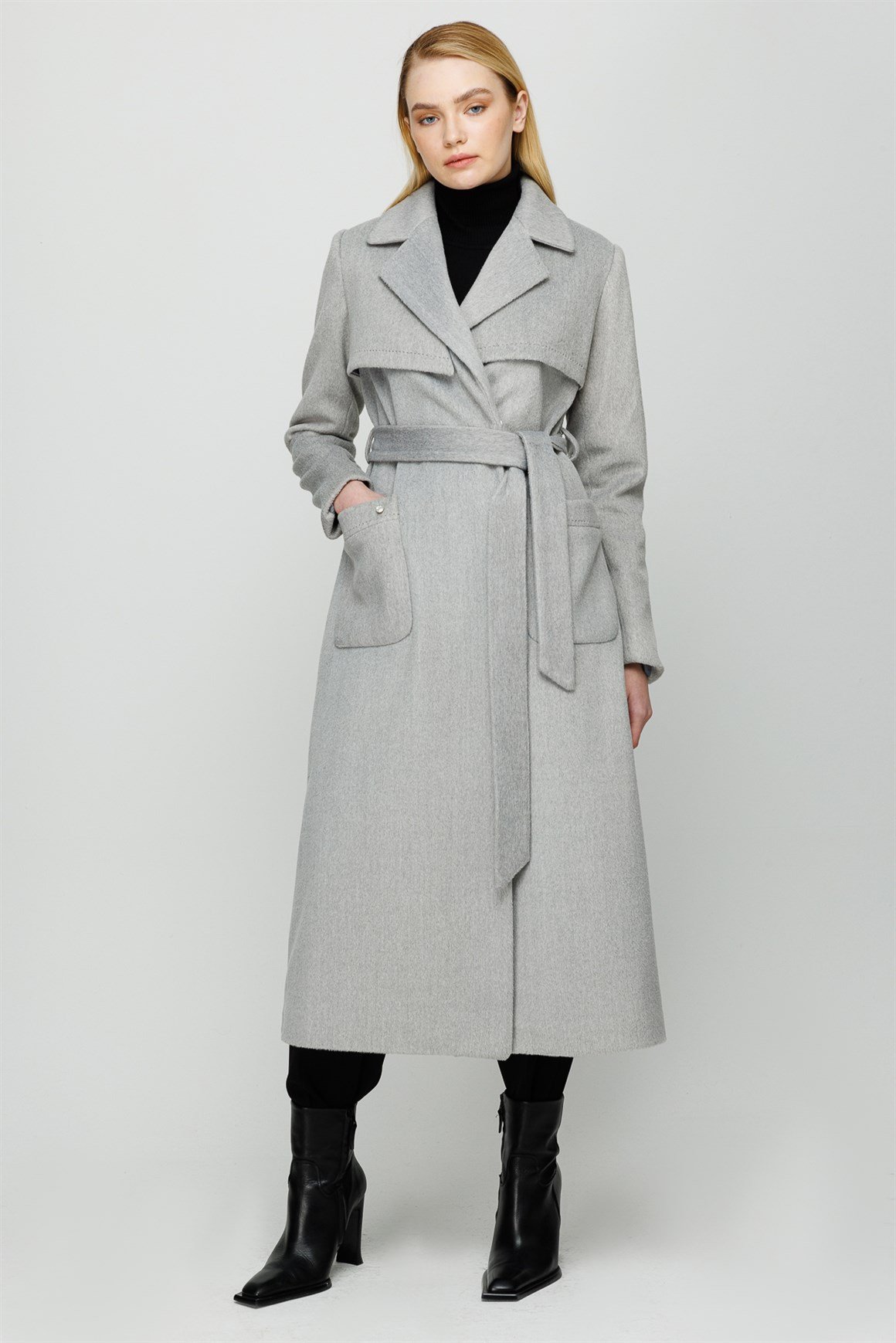 Aller Detaylı Torba Cepli Ara Boy Manto  Gri