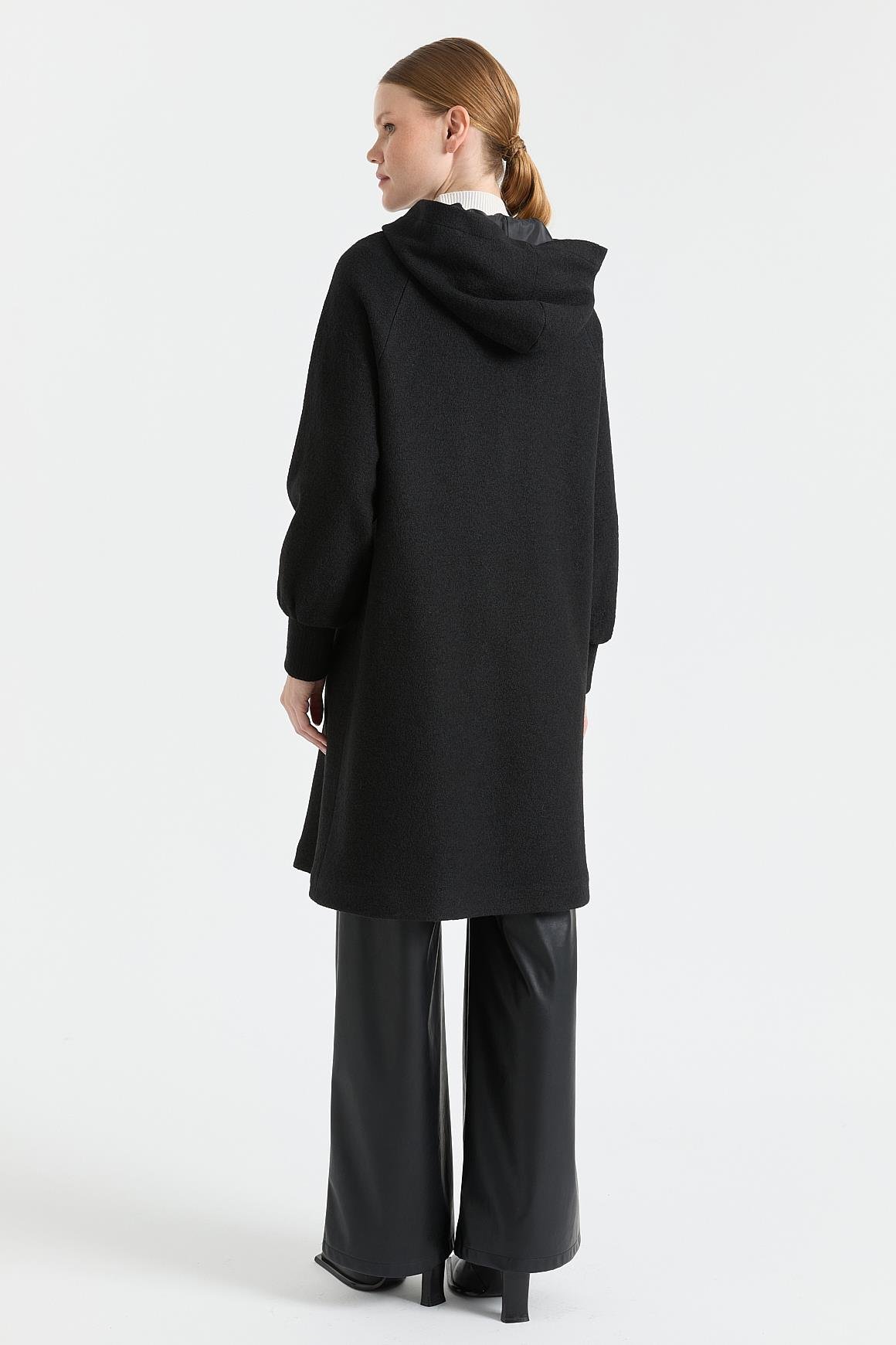 Fermuar Kapamalı Broş Aksesuarlı GiyÇık  Siyah