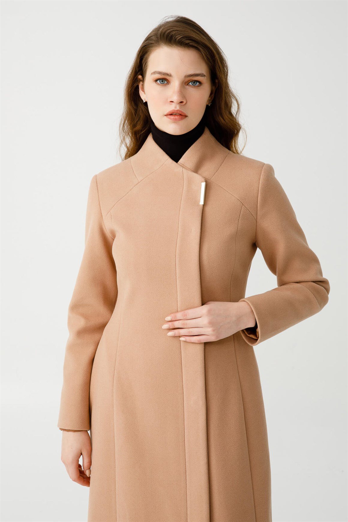 Verev Yaka Manto  Camel
