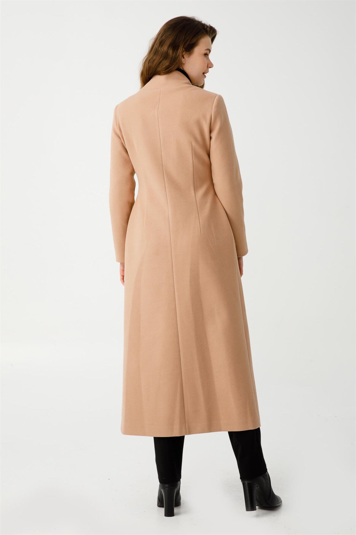 Verev Yaka Manto  Camel
