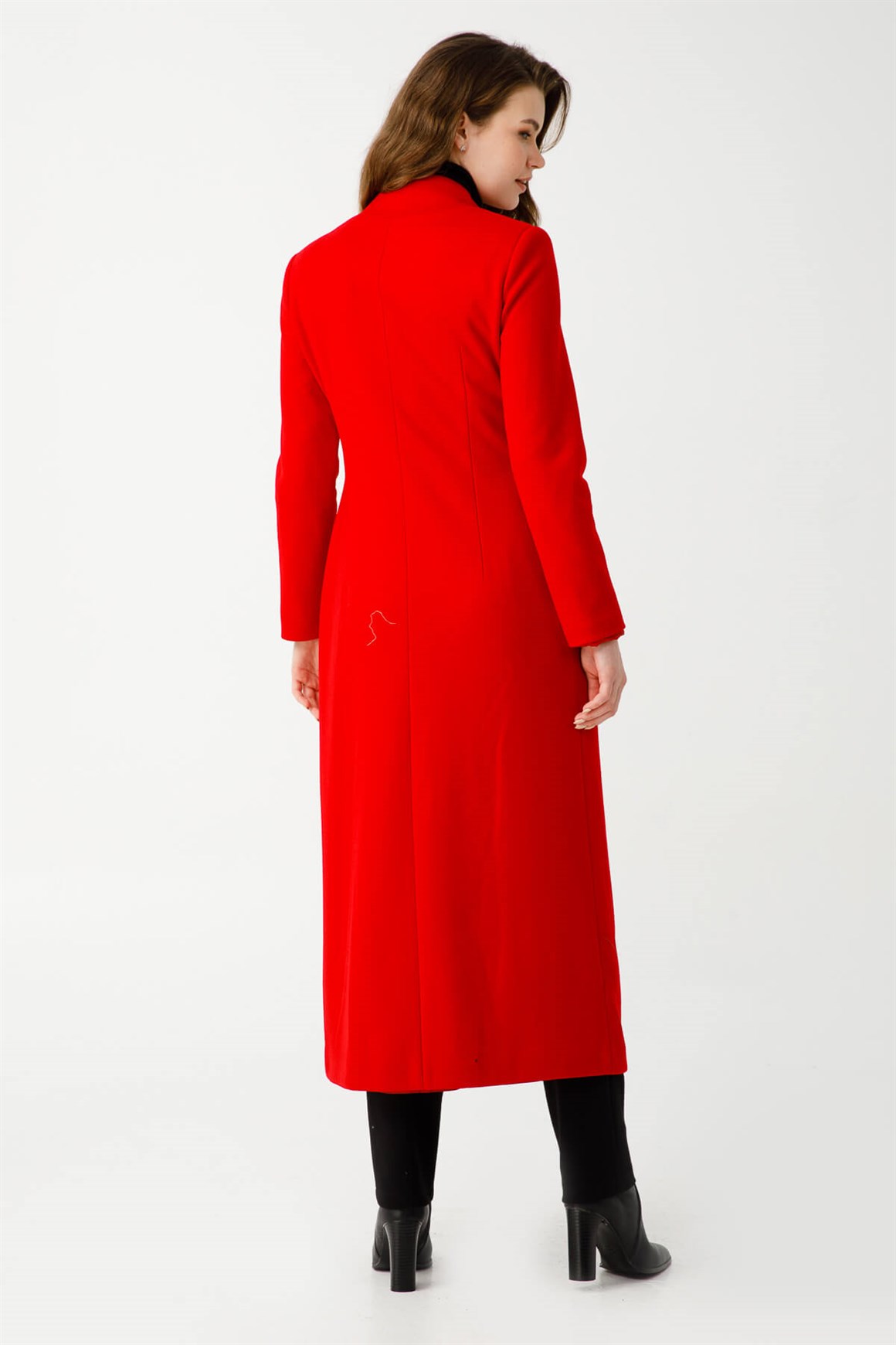 Verev Yaka Manto  Kırmızı