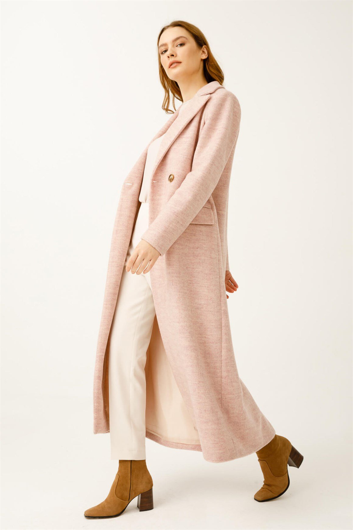 Balıksırtı Yün Kumaş Manto  Pudra